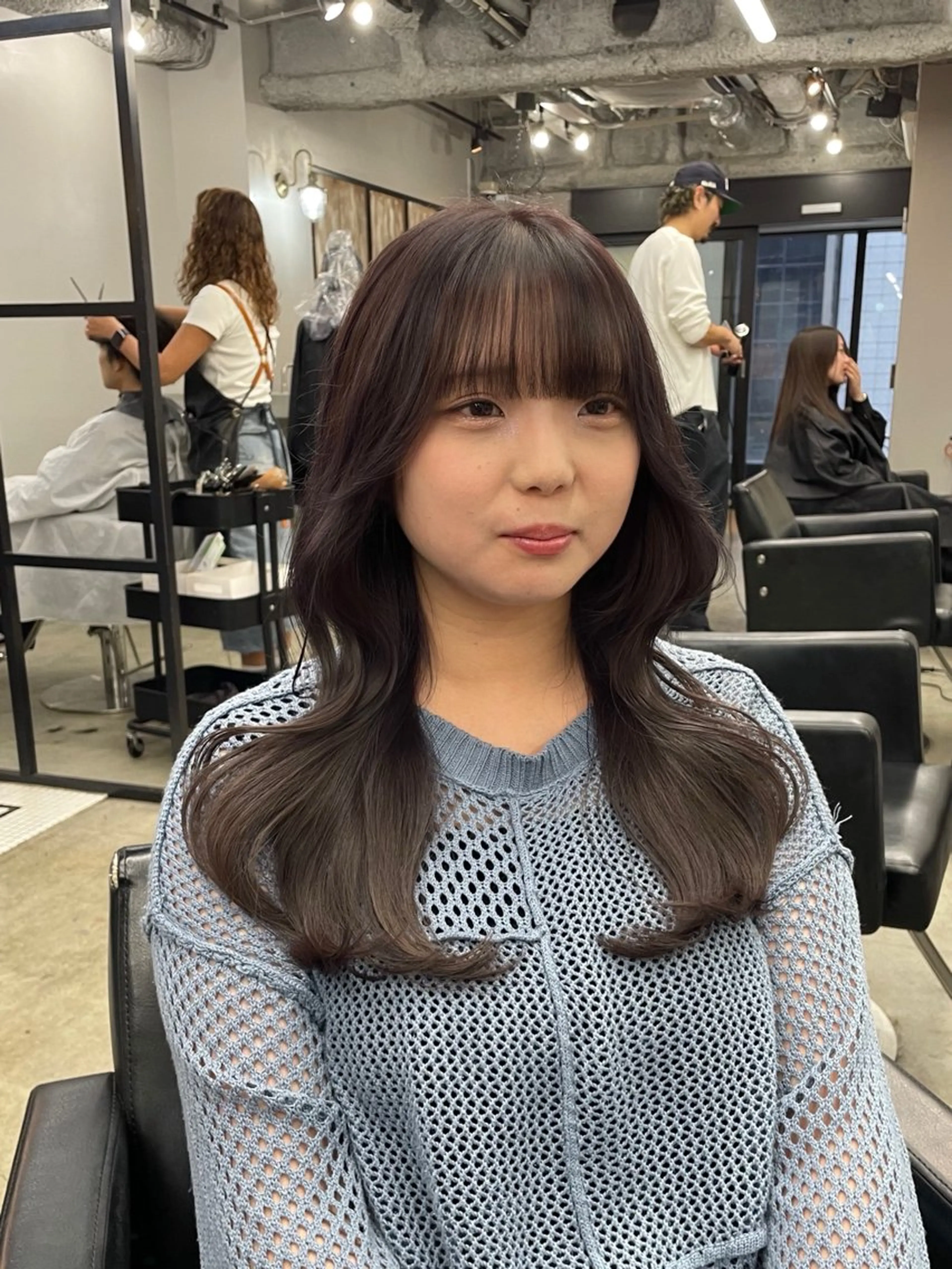 ロング カラー カット ヘアカラー トリートメント ヘアセット 新宿/韓国ヘア/ 髪質改善ストレートのヘアスタイル