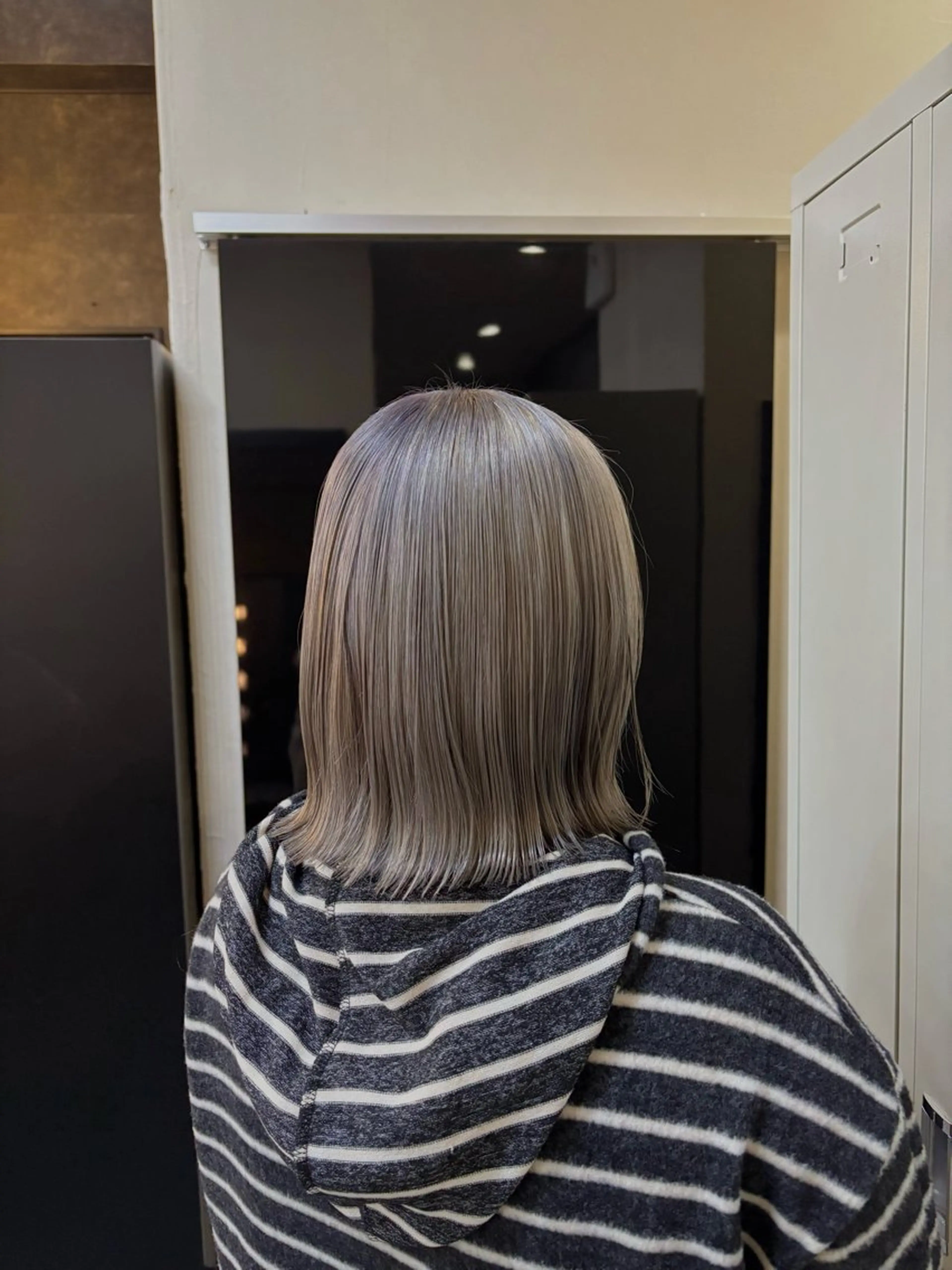 ミディアム カラー カット ヘアカラー 井手上 華のヘアスタイル