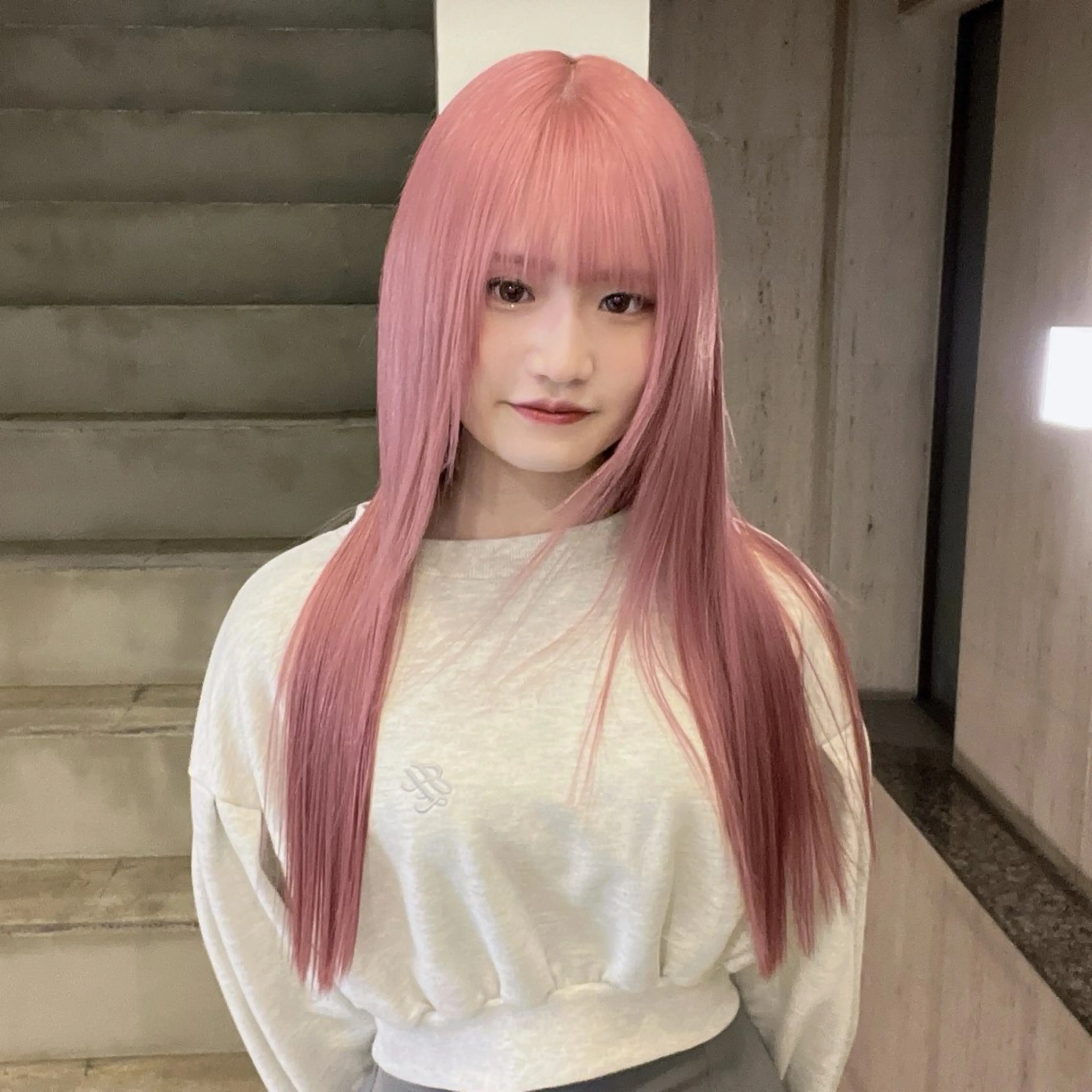 セミロング カラー ピンクカラー ヘアカラー トリートメント ムラ修正💎 艶髪ハイトーン💎のヘアスタイル