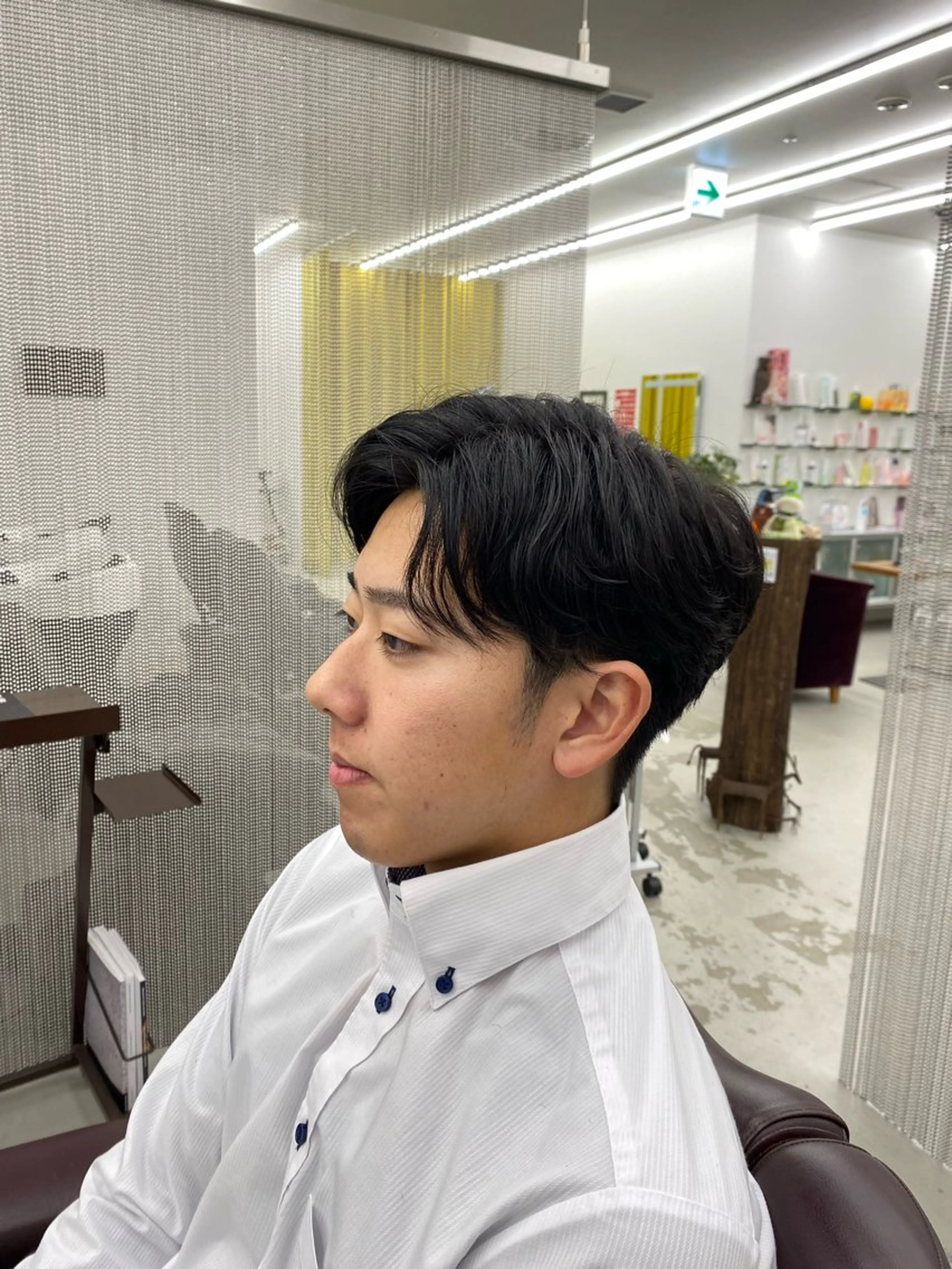 [センターパートにしたいお客様限定]似合わせカット＋パーマの写真