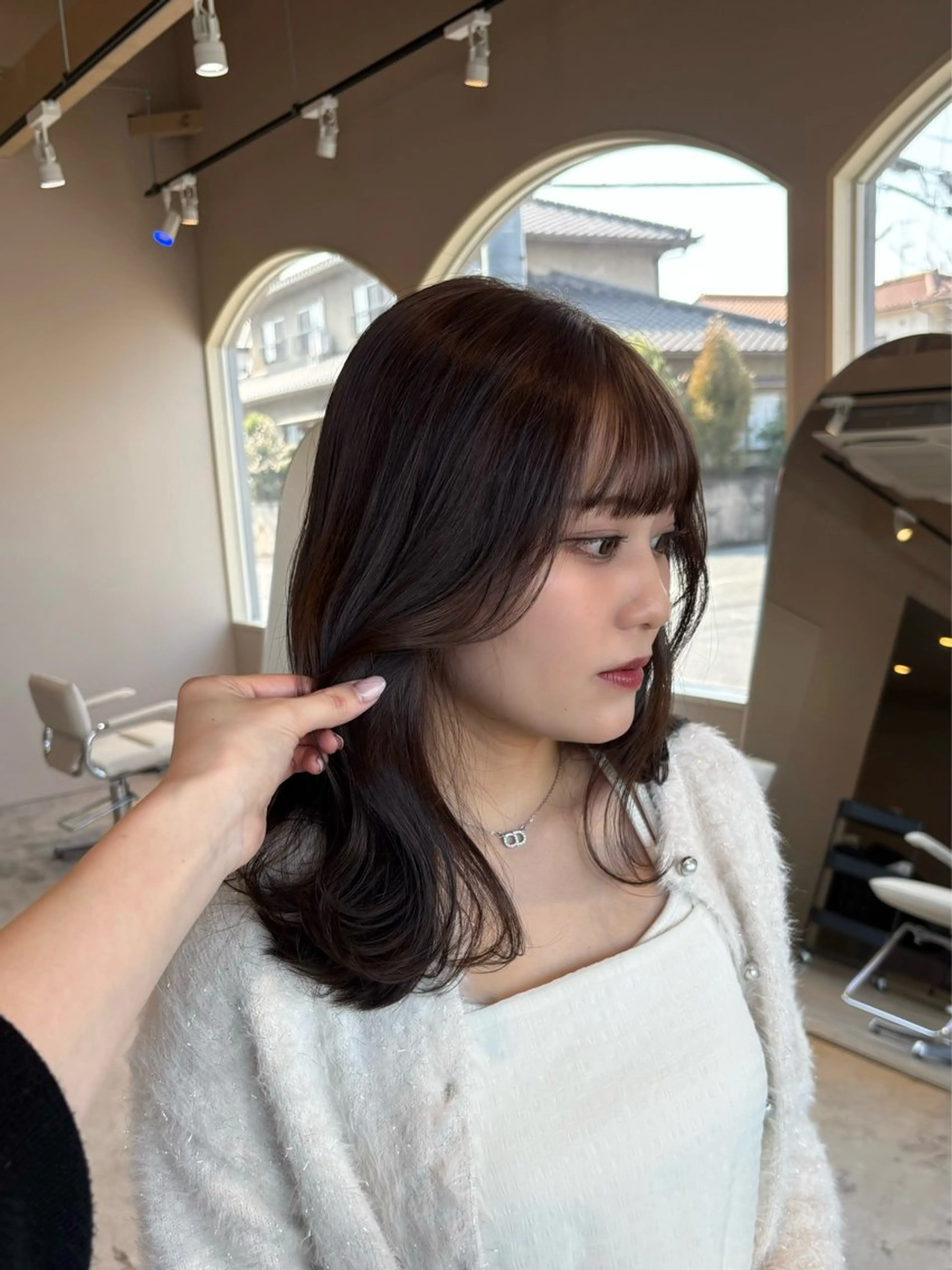 ミディアム カラー ブリーチ ブラウンカラー ダブルカラー ブリーチなしカラー オリーブブラウン ヘアカラー 片平 帆香のヘアスタイル