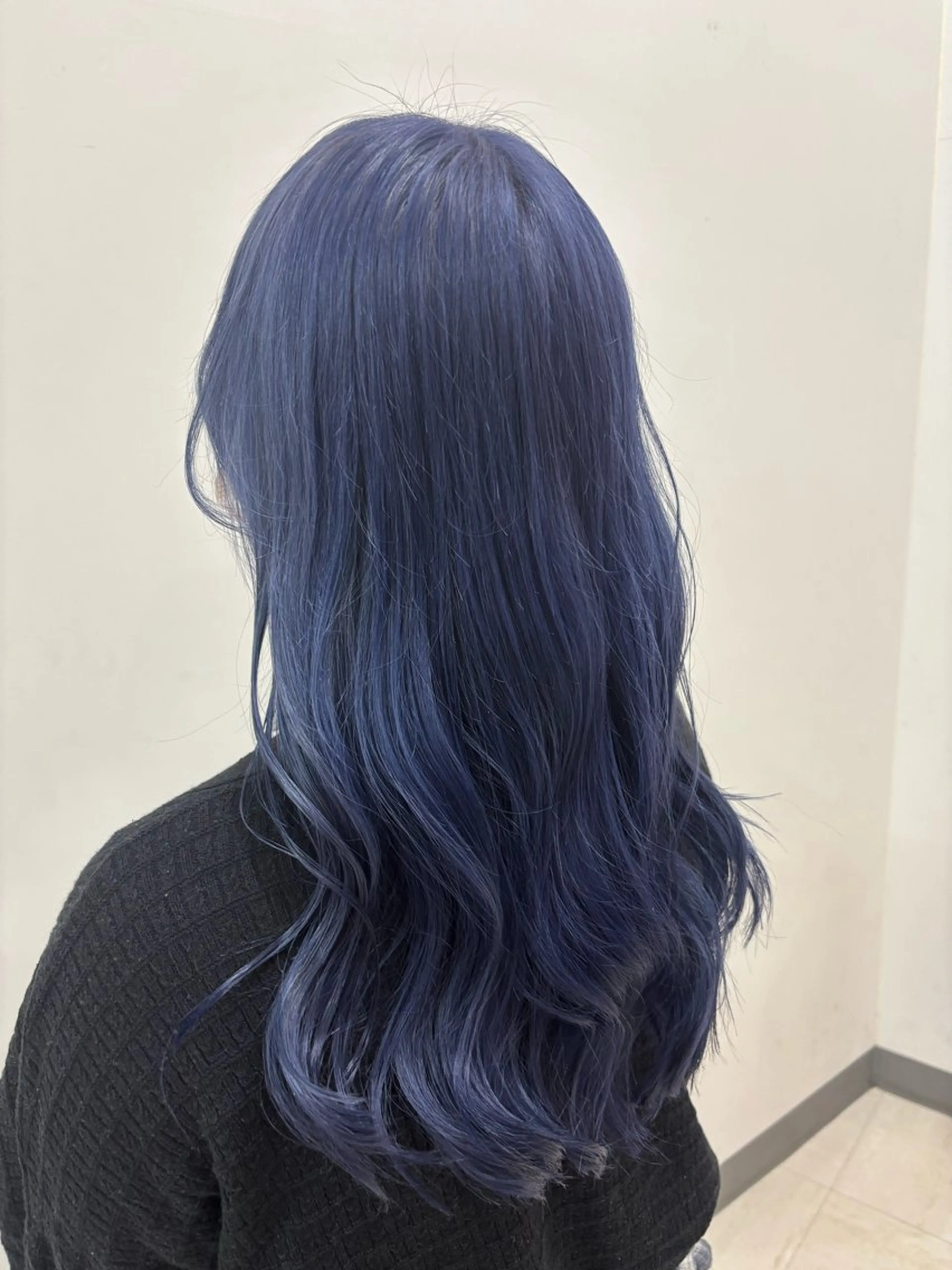 ロング カラー ブルーカラー ネイビーカラー シルバー ヘアカラー ショート/カラー /メンズヘア/魁人のヘアスタイル