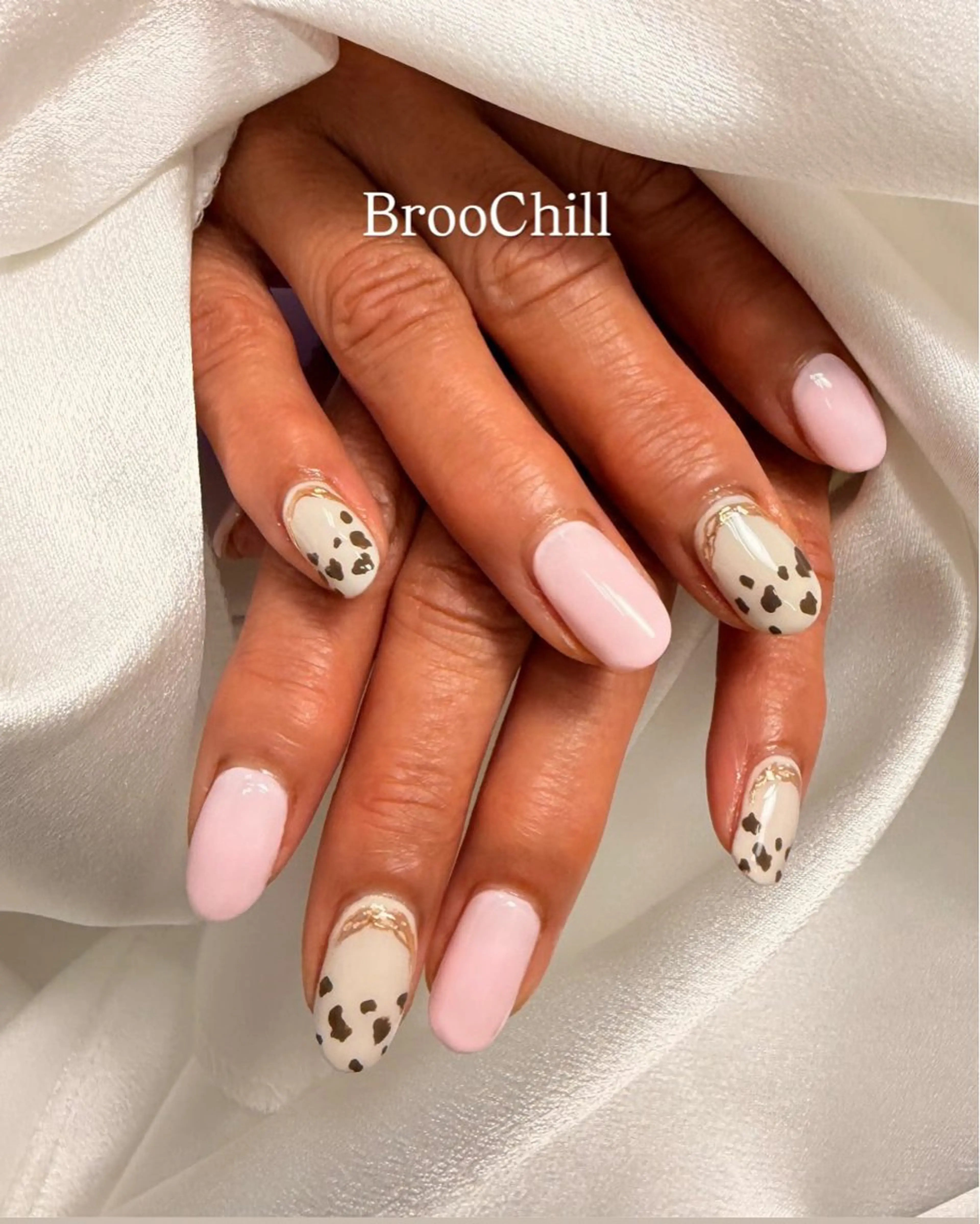 ネイル アートネイル ワンカラーネイル nail salon BrooChillのネイルデザイン