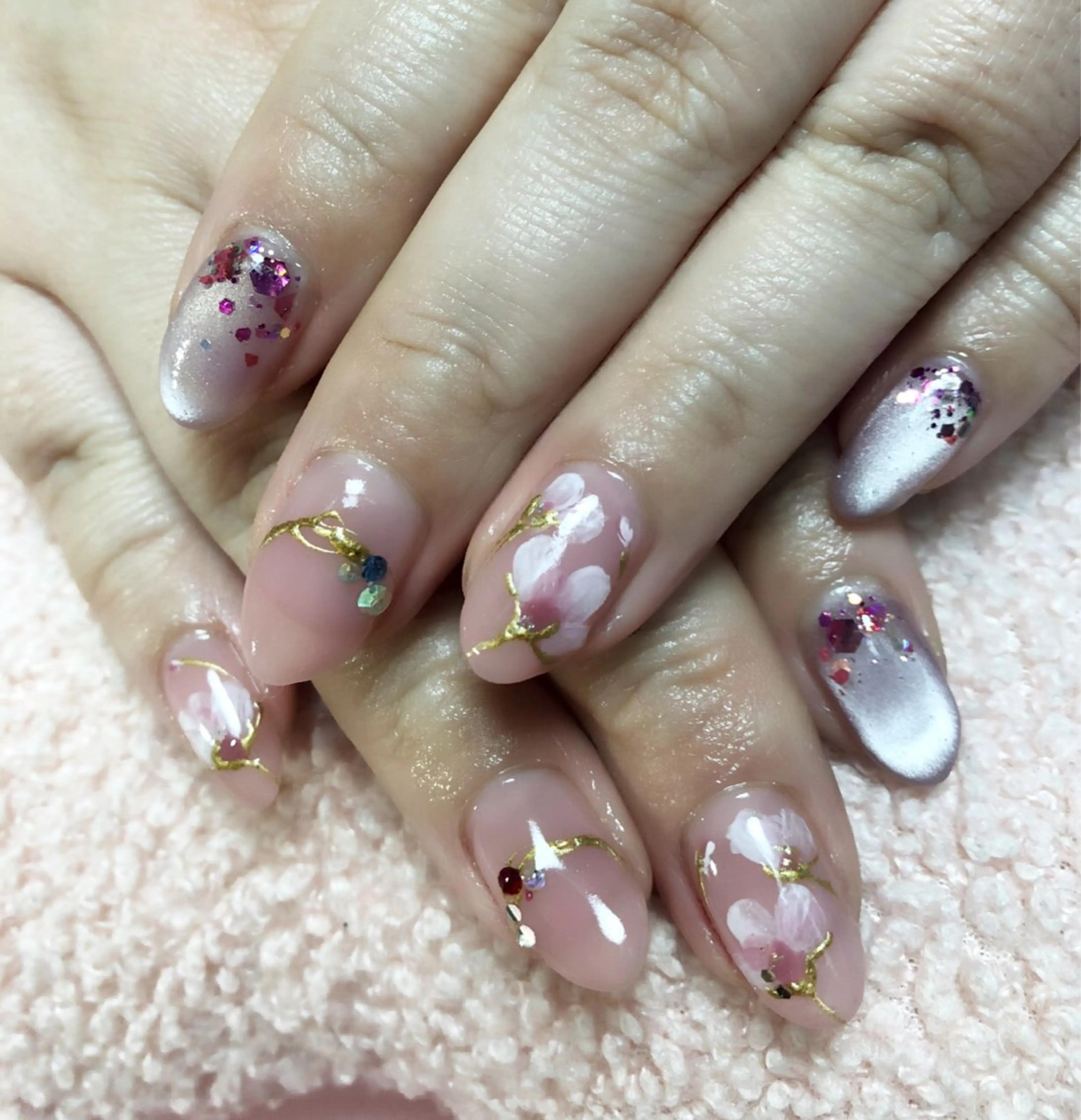 ネイル ＧＬAD グラットのネイルデザイン