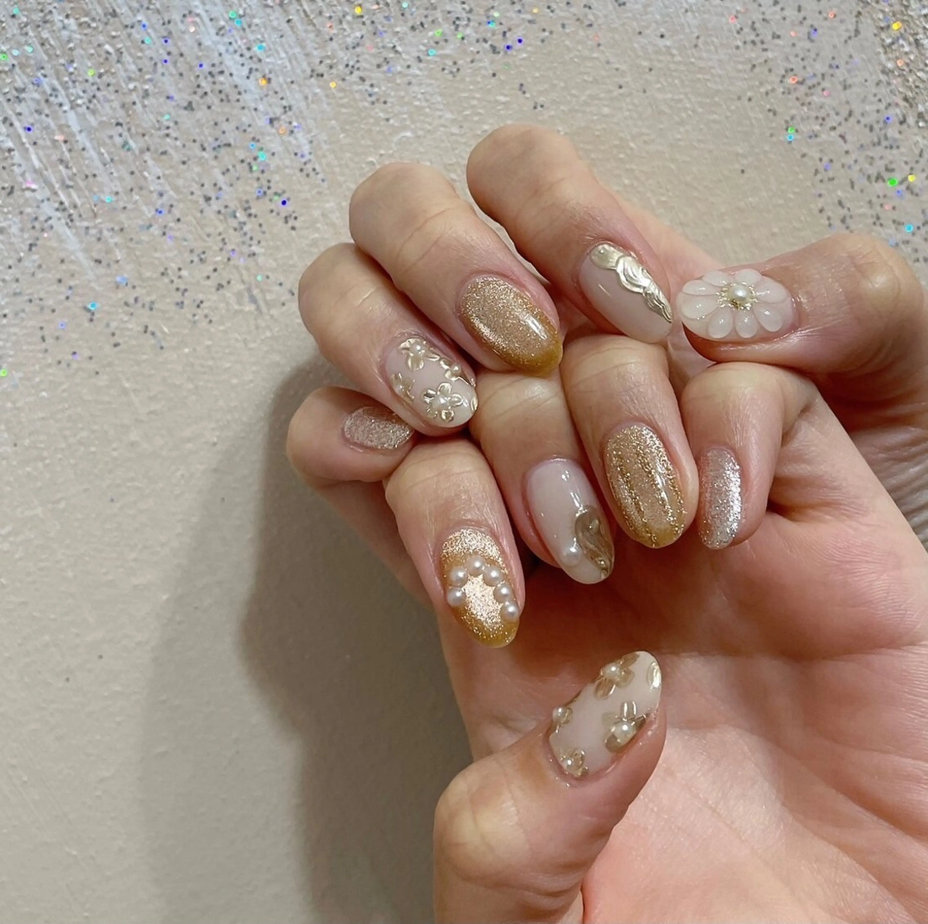 ネイル オーロラネイル フットネイル フレンチネイル ジェルネイル マグネットネイル ハンドネイル kiki nail &brow二子玉川の眉毛・アイブロウイメージ