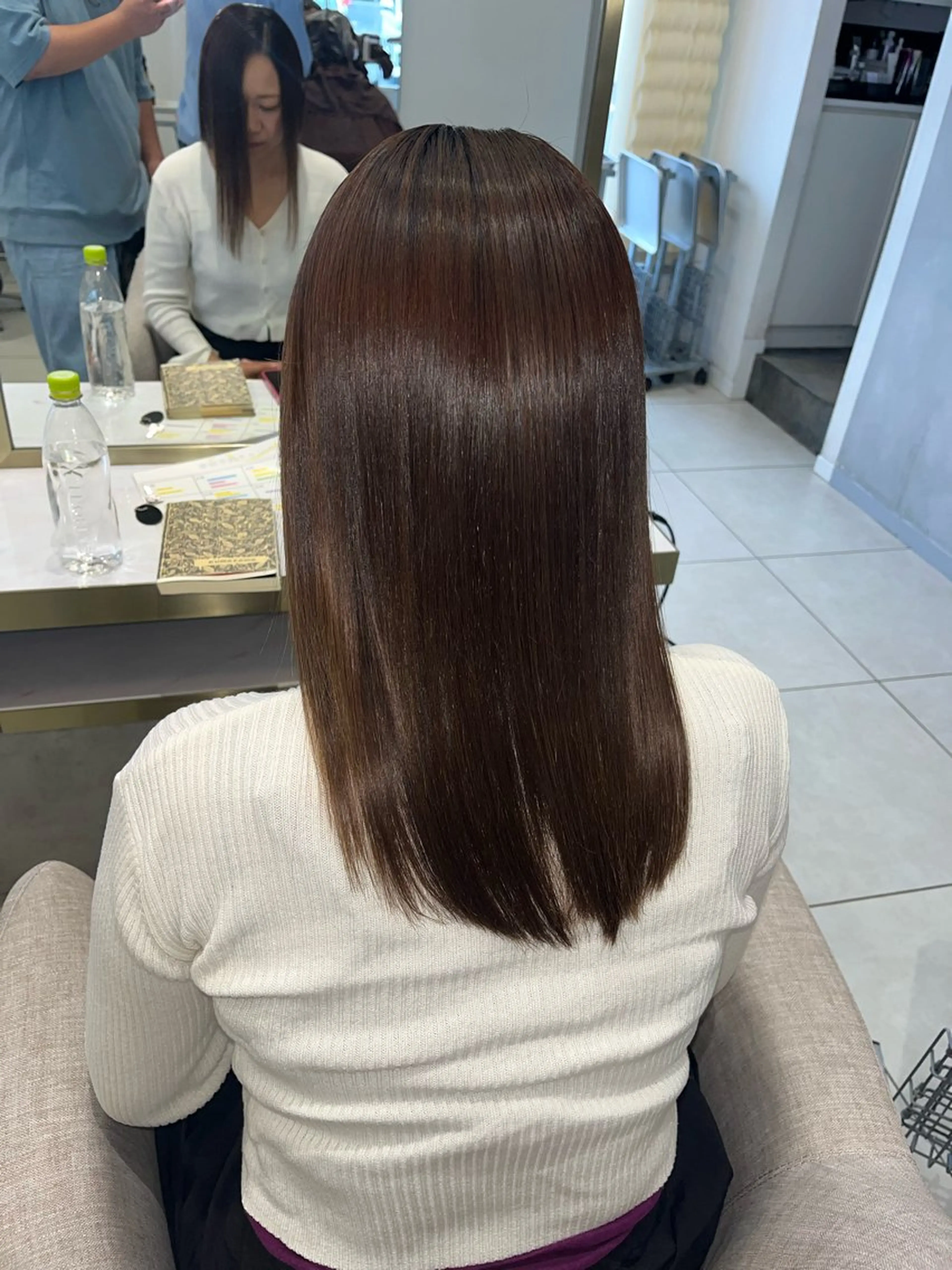 セミロング 吹田 駿 髪質改善縮毛矯正のヘアスタイル