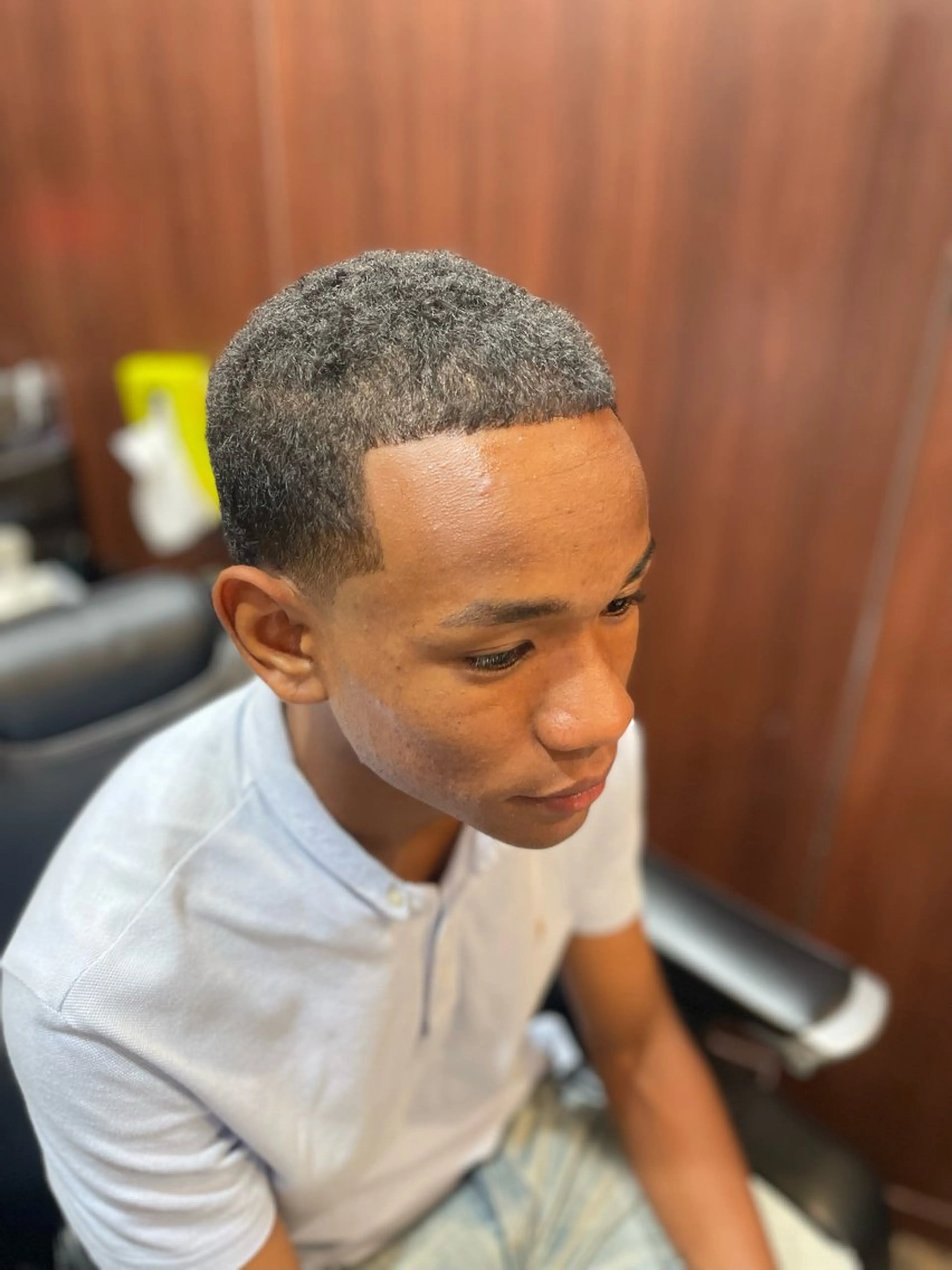 メンズ ITO TOMのヘアスタイル