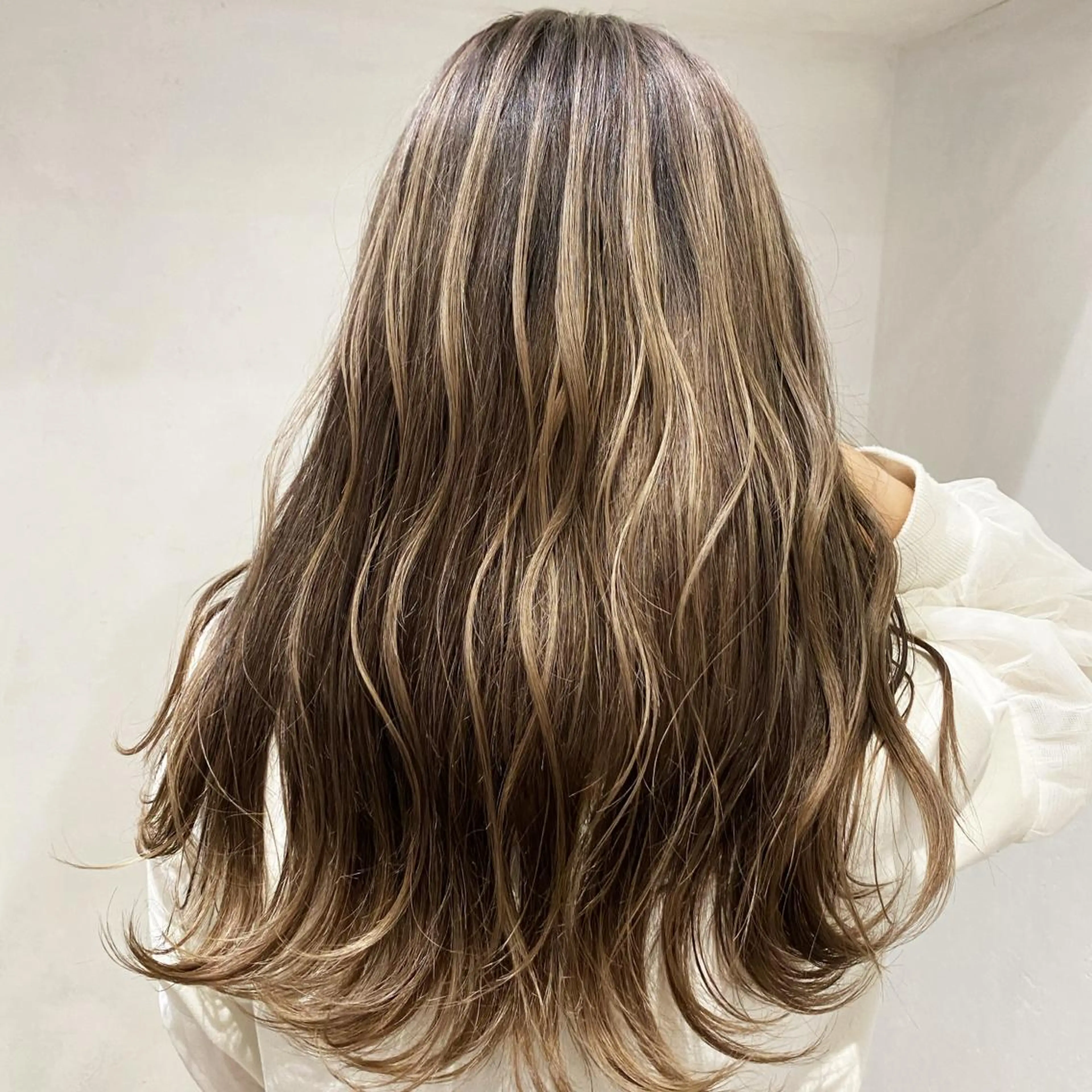 ロング カラー バレイヤージュ レイヤーカット 🌈透明感カラー ✨松田龍也🌈のヘアスタイル