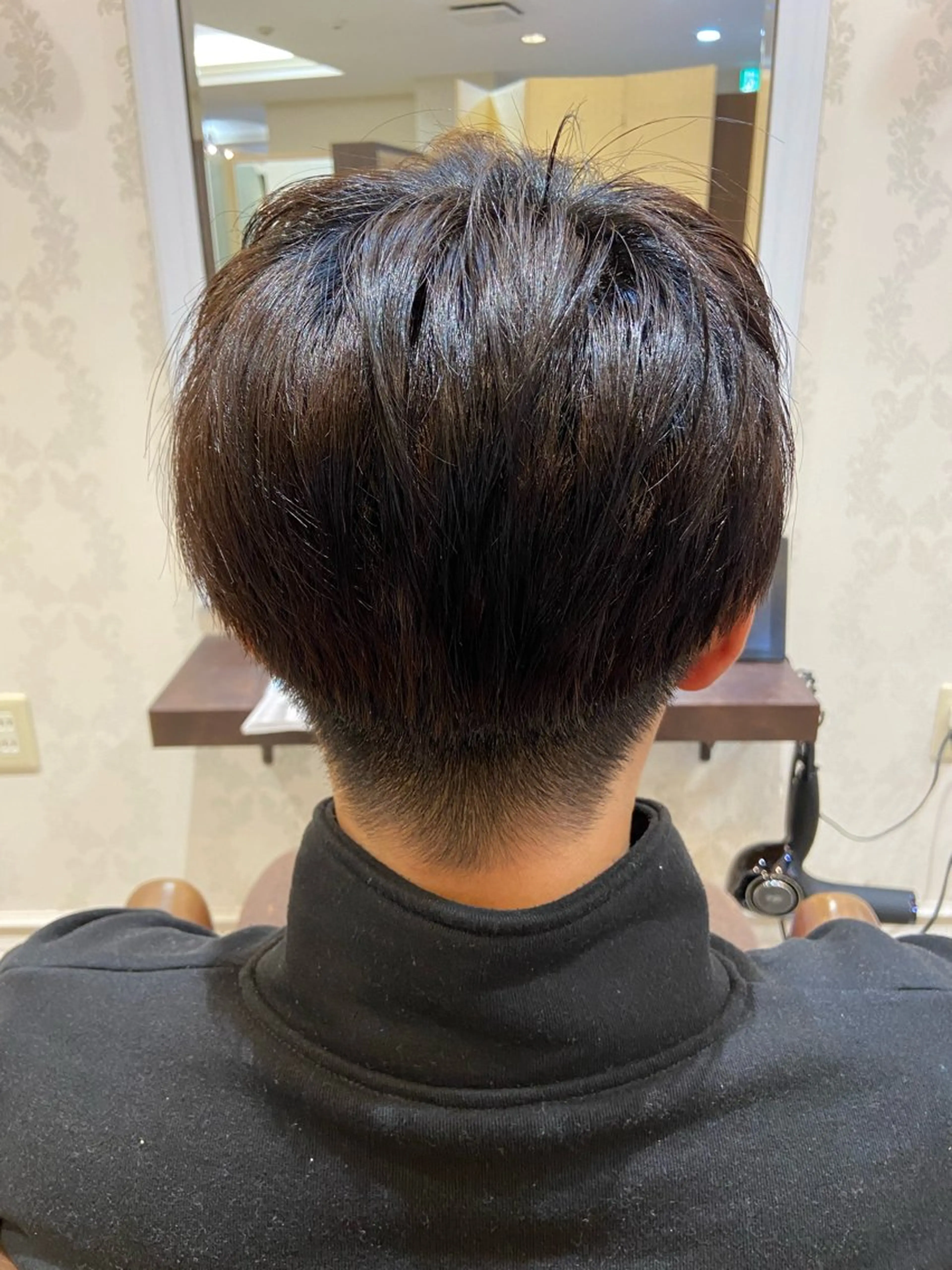 メンズ コバヤシ ユウスケのヘアスタイル