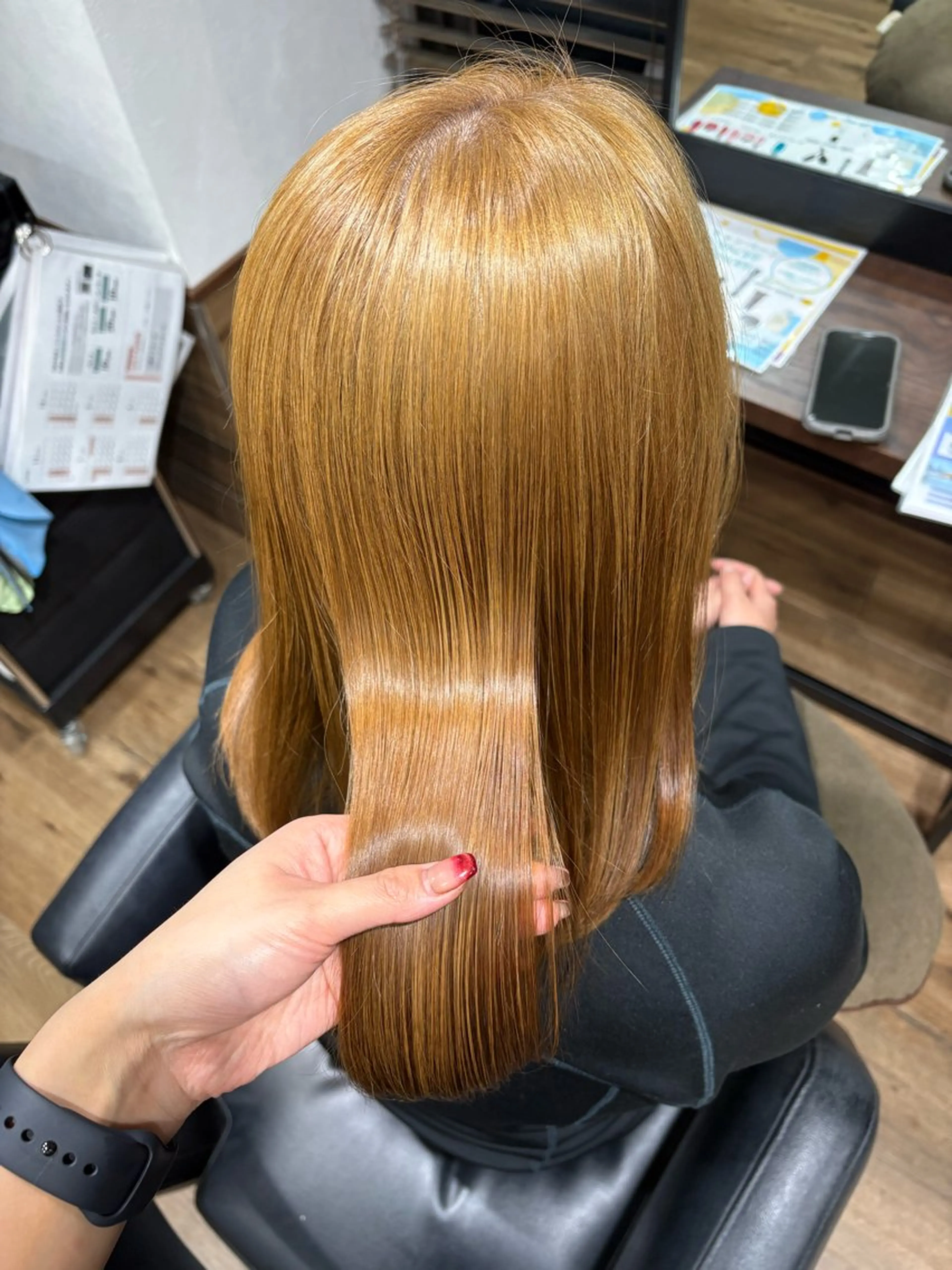 ミディアム ヘアカラー ❤️‍🔥ベージュカ ラー❤️‍🔥まゆかのヘアスタイル