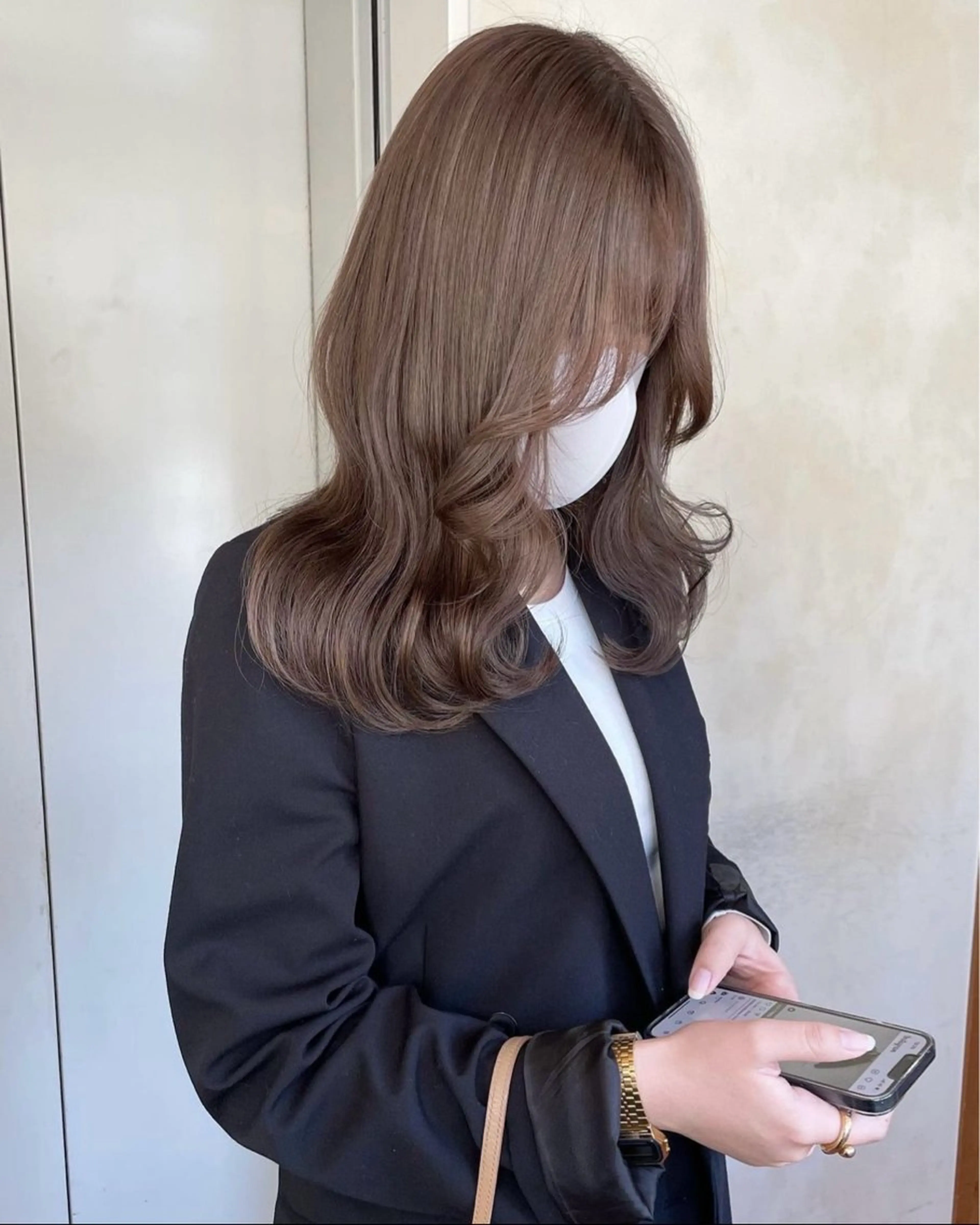 ミディアム 髪質改善、縮毛矯正 酸性縮毛矯正のヘアスタイル