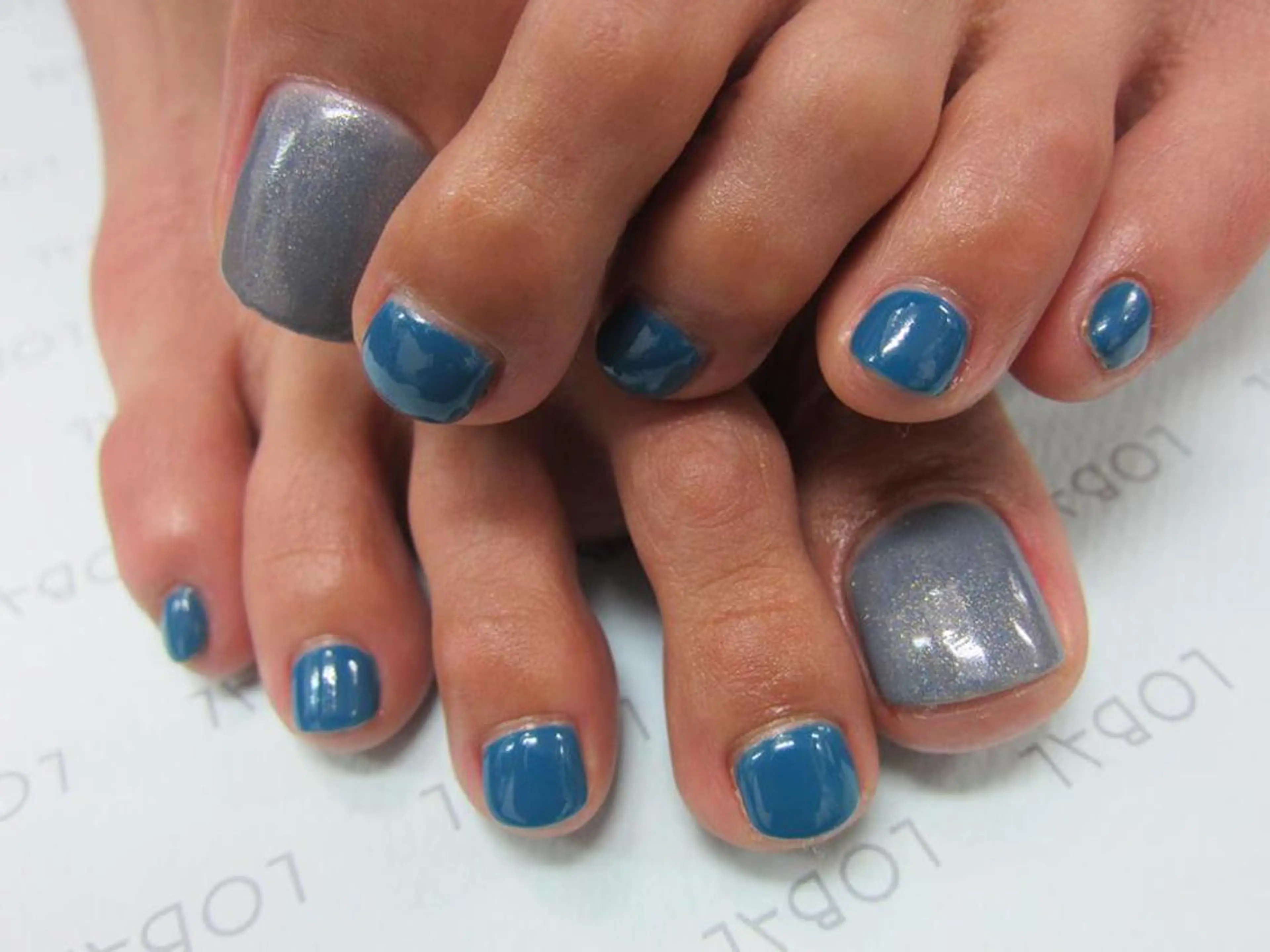 ネイル LOBAL(ロバル) ネイルのネイルデザイン