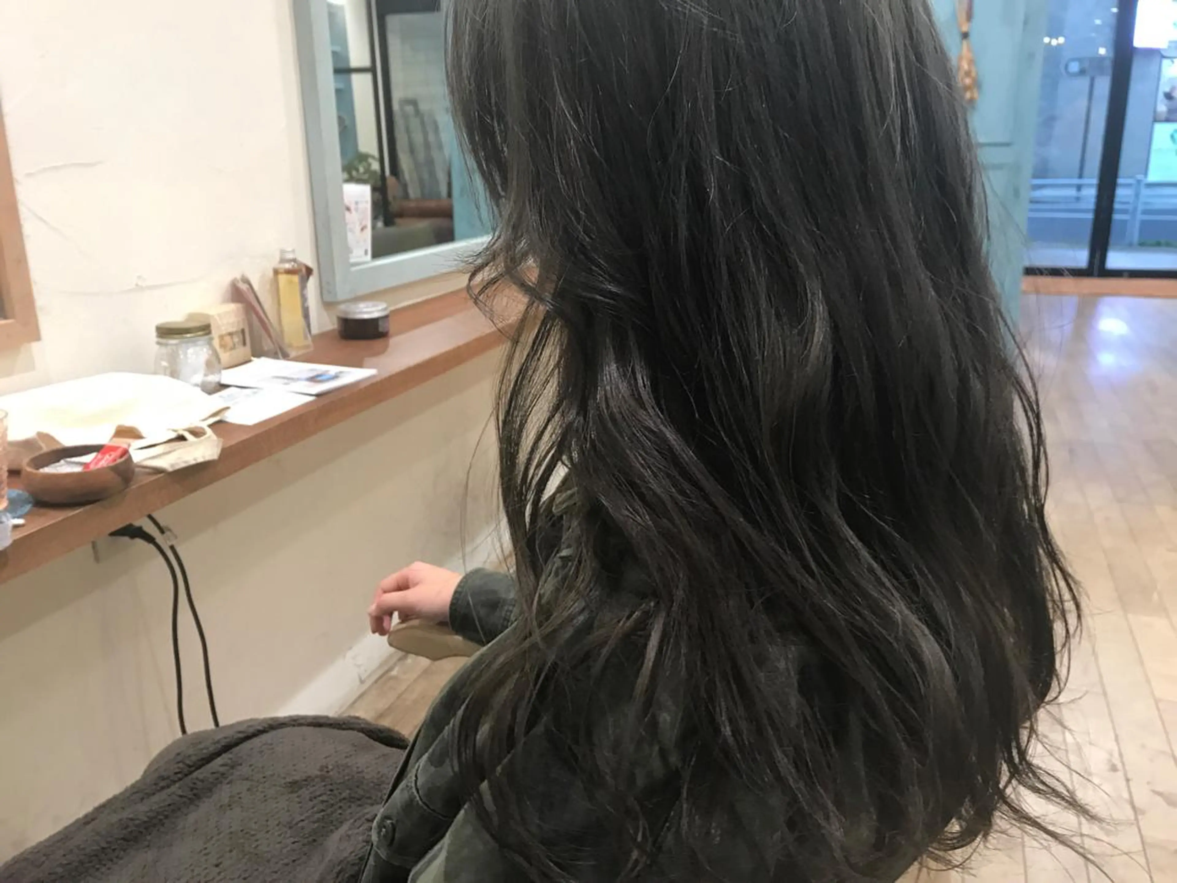 ロング カラー グレージュ オリーブ透明感カラー 表参道/MIKUのヘアスタイル