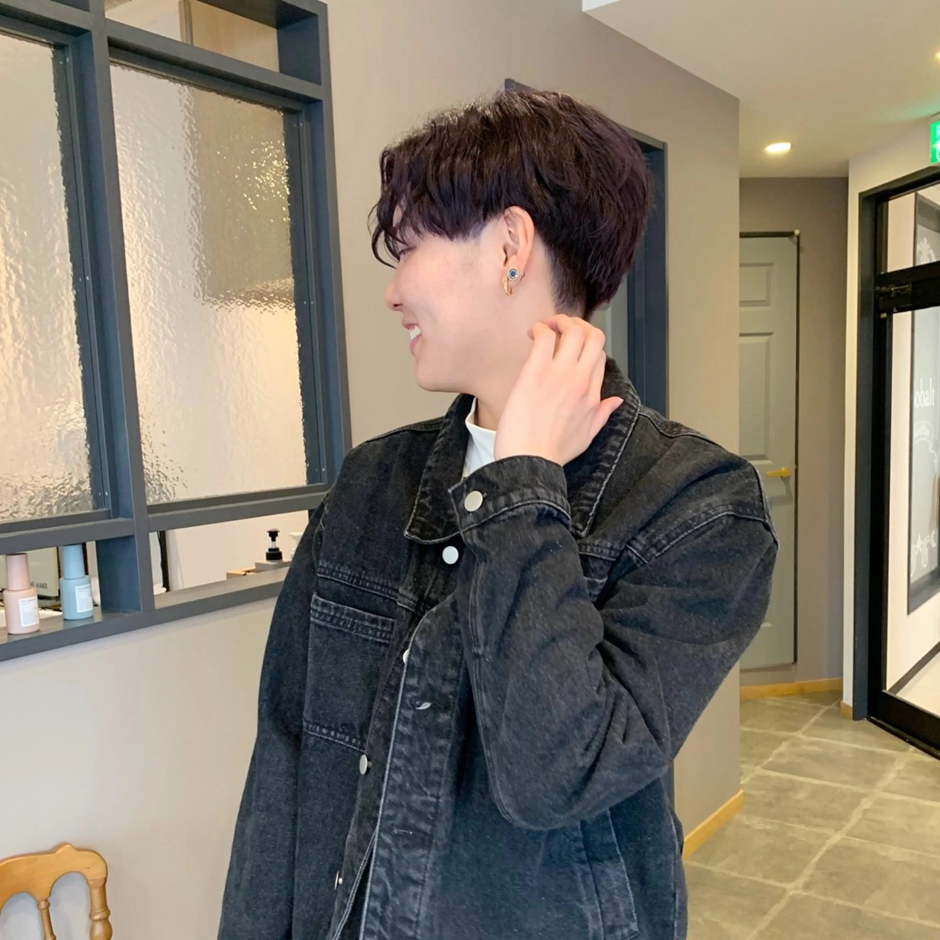 ショート メンズ 鍋嶋 涼香のヘアスタイル