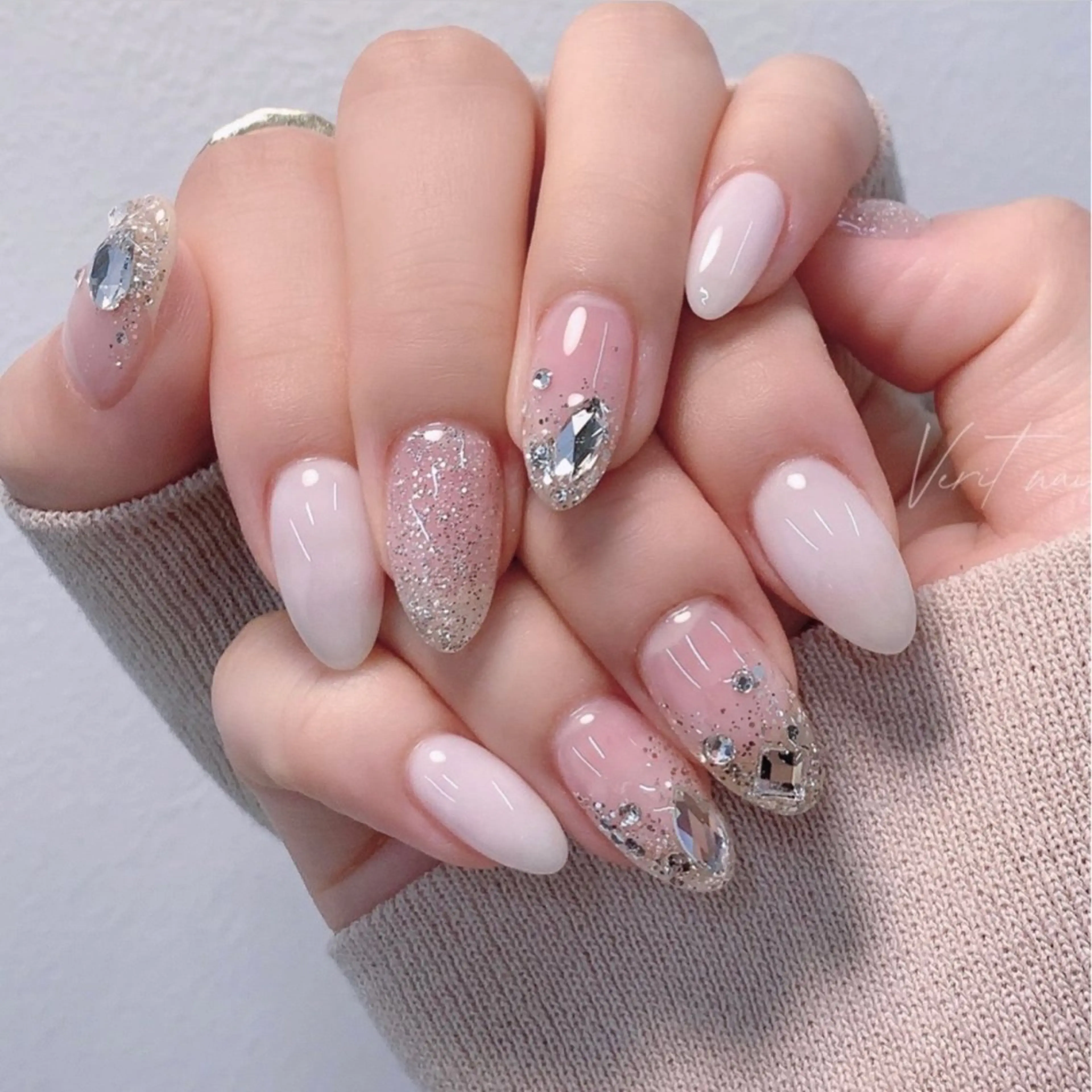 ネイル HIN NAILのネイルデザイン