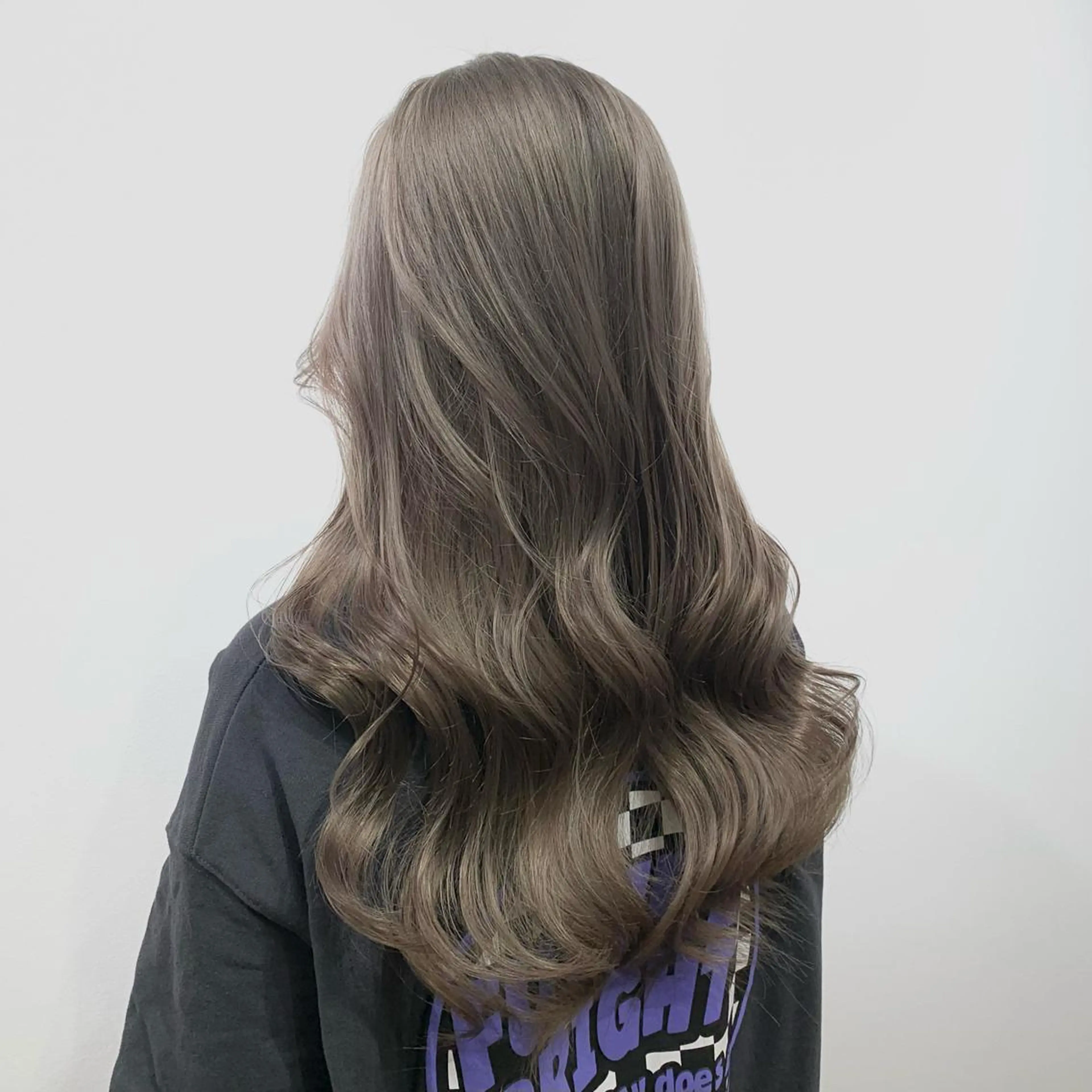 ロング カラー ヘアアレンジ キヨミ 韓国レイヤーカットのヘアスタイル
