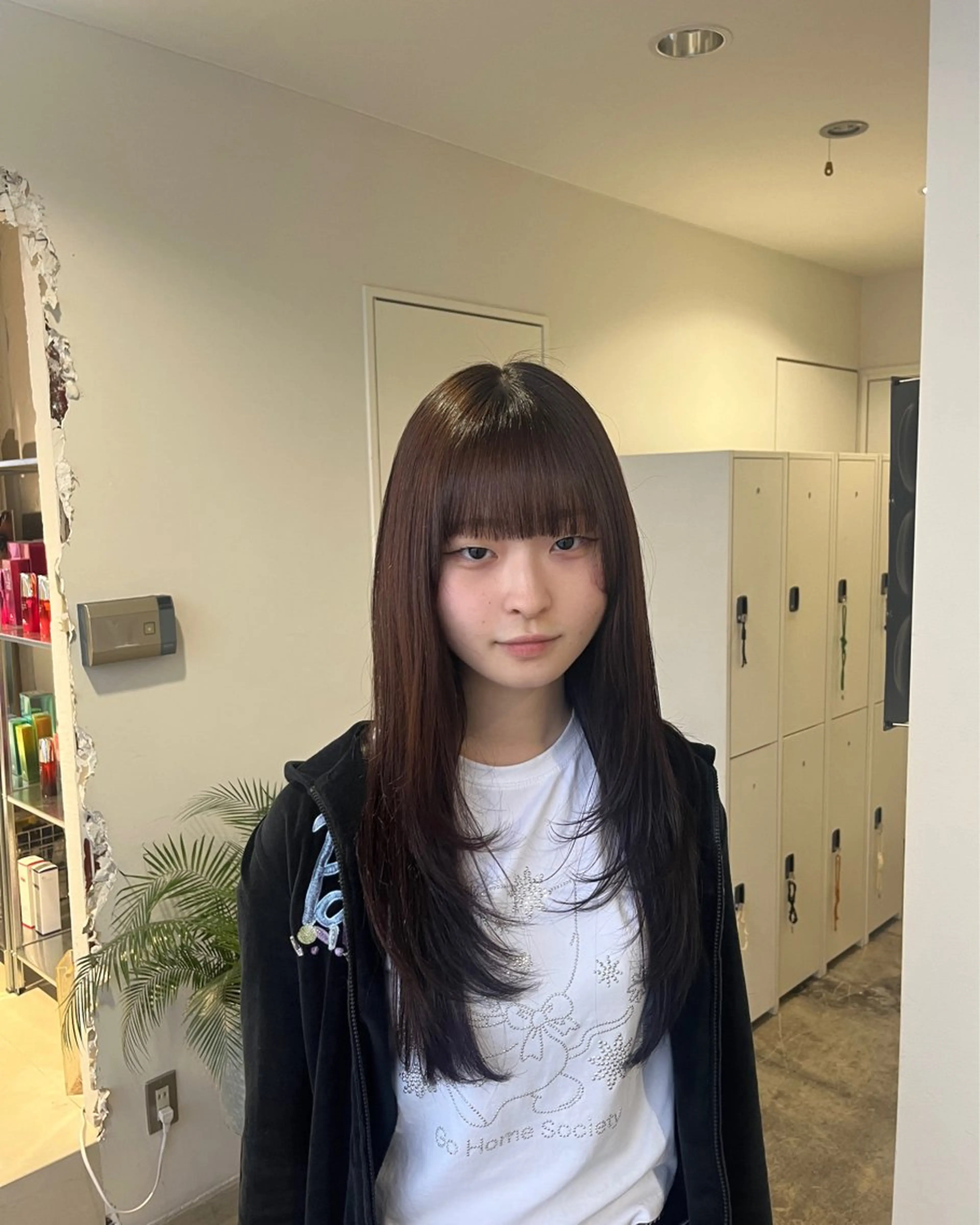 ロング Shion/ レイヤー/髪質改善のヘアスタイル