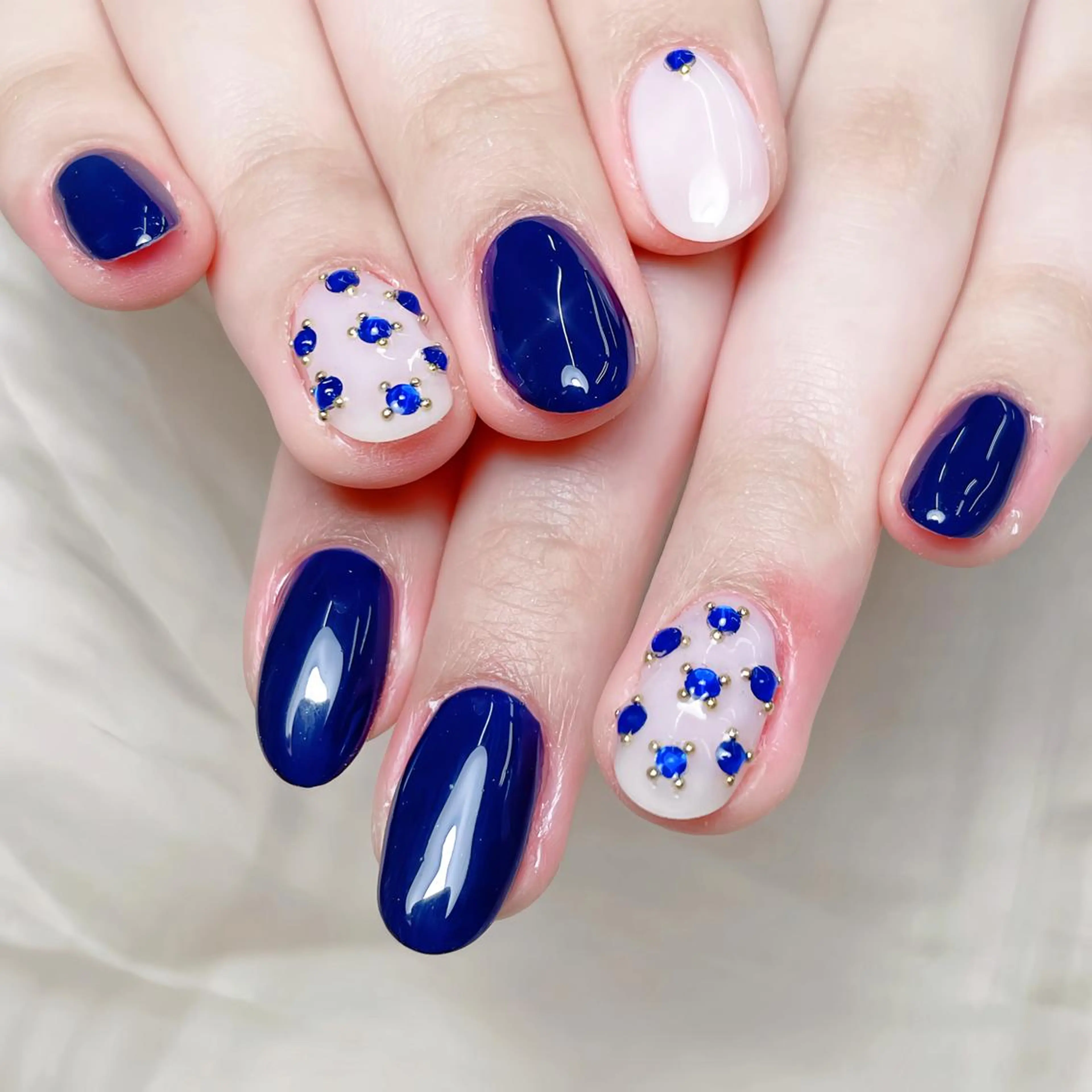 ネイル queens nailsalonのネイルデザイン