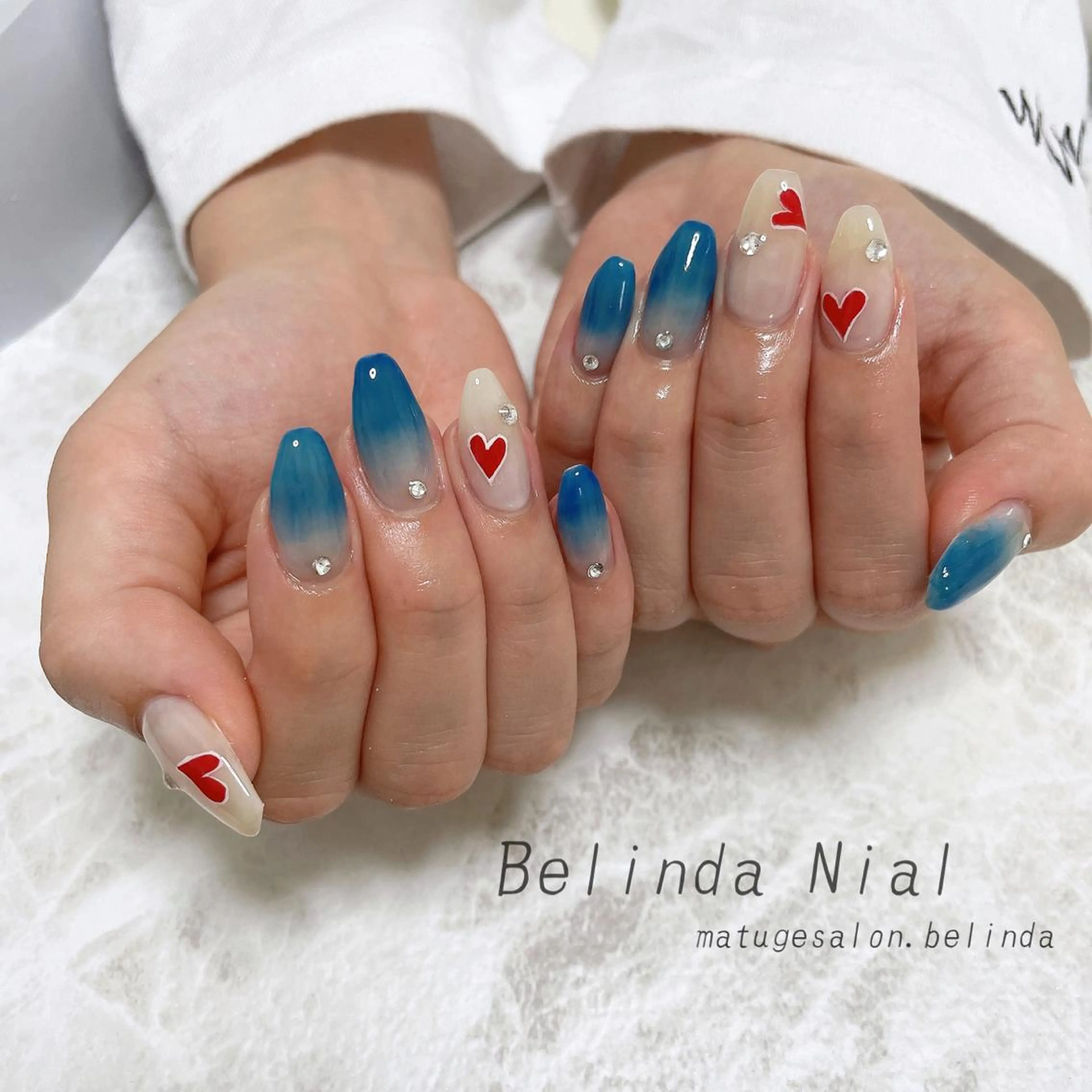 ネイル ハンドネイル フットネイル 竹本 愛のネイルデザイン