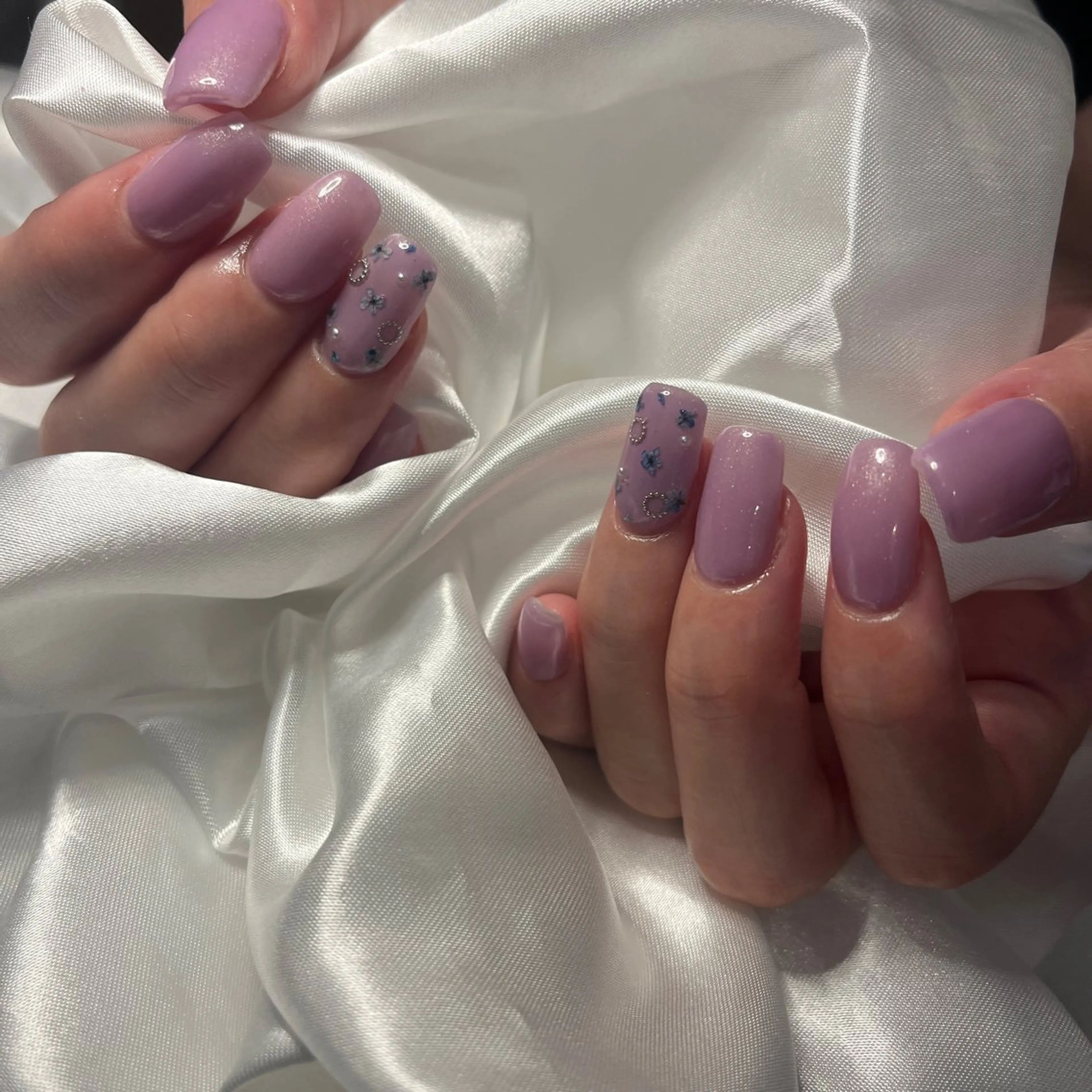 ネイル ジェルネイル ワンカラーネイル パラジェル 冬ネイル ハンドネイル nail slow.のネイルデザイン