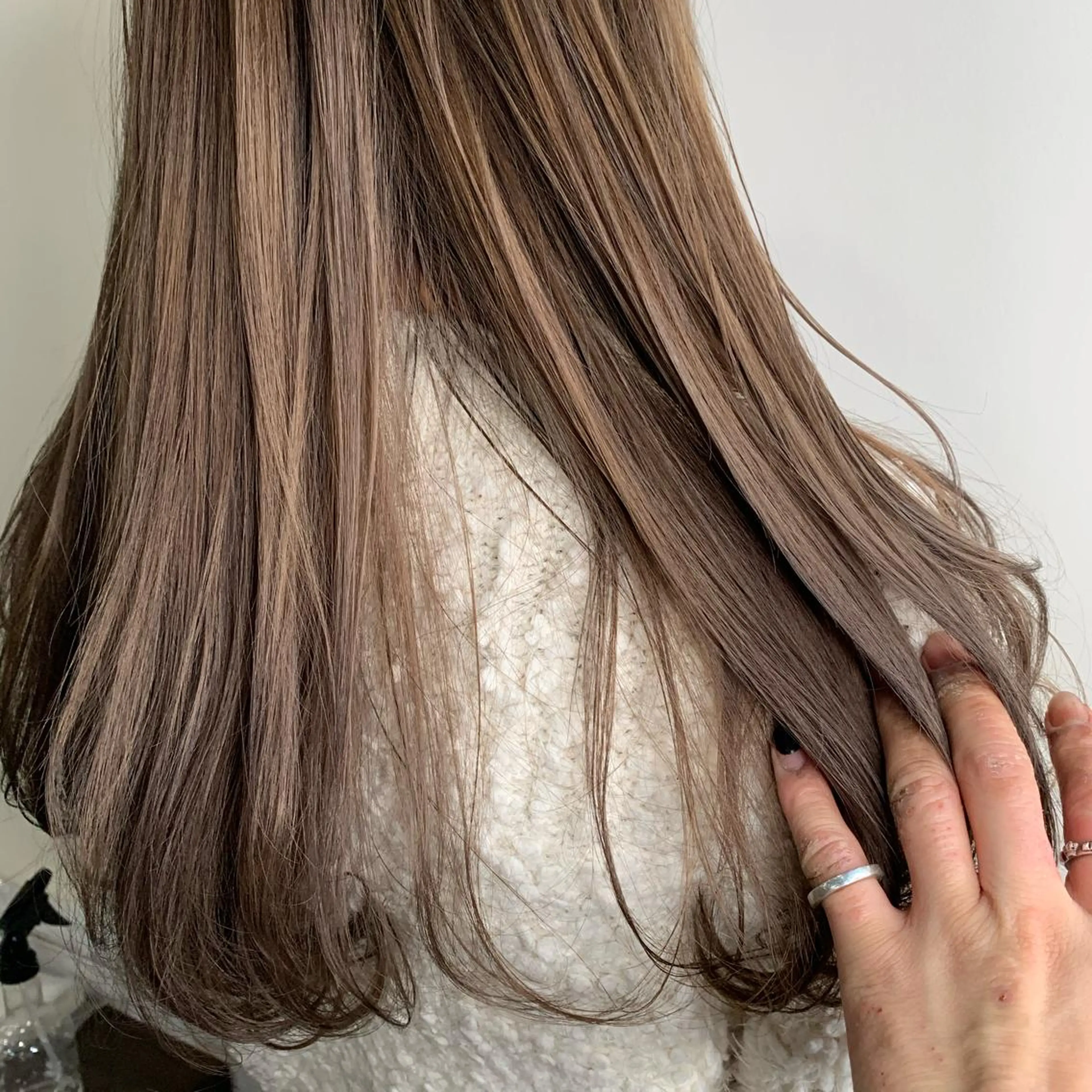 セミロング カラー ベージュカラー カット ヘアカラー トリートメント ヘアセット メンズサロン ANSWERのヘアスタイル