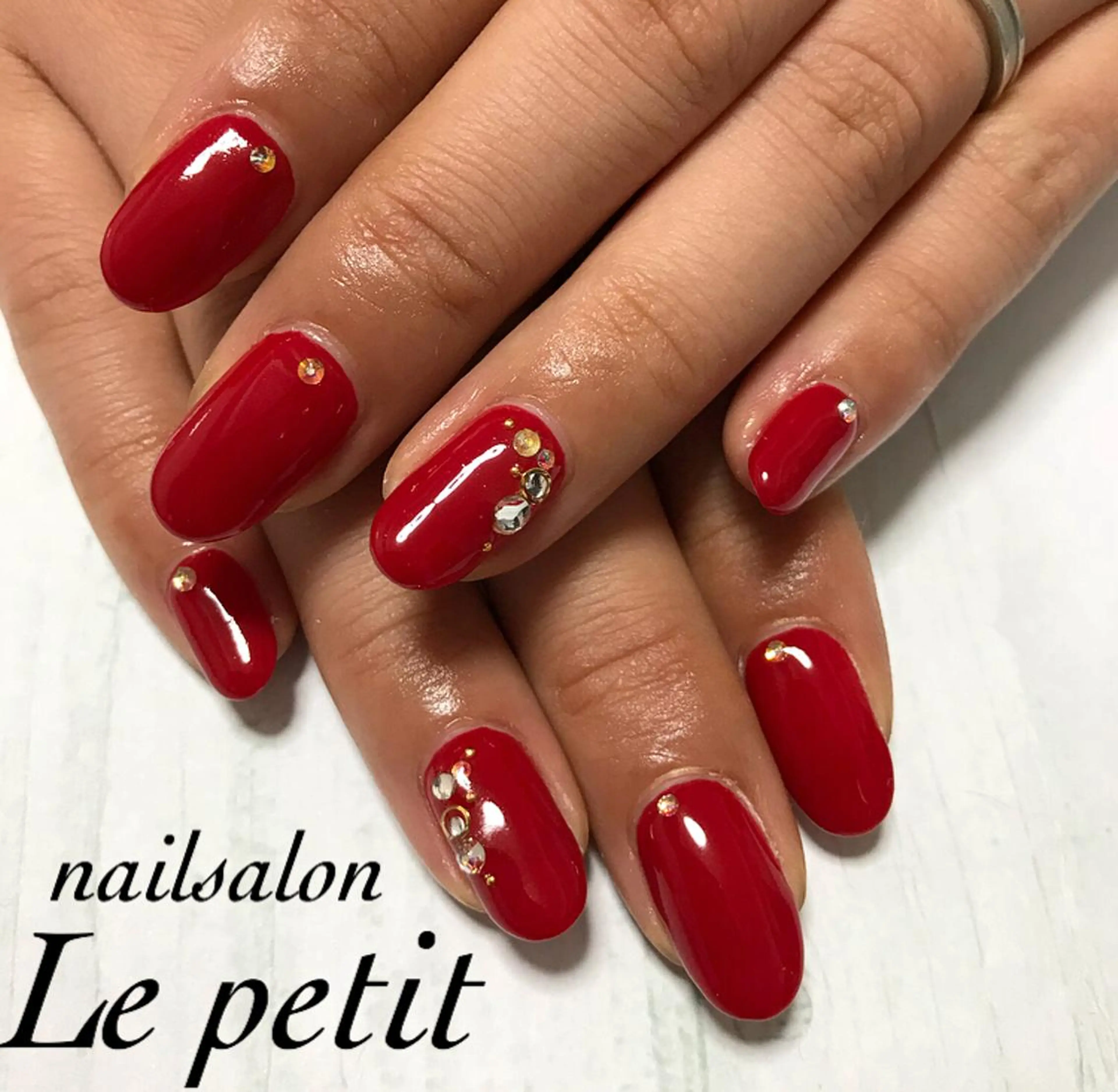 ネイル 石野 広佳のネイルデザイン