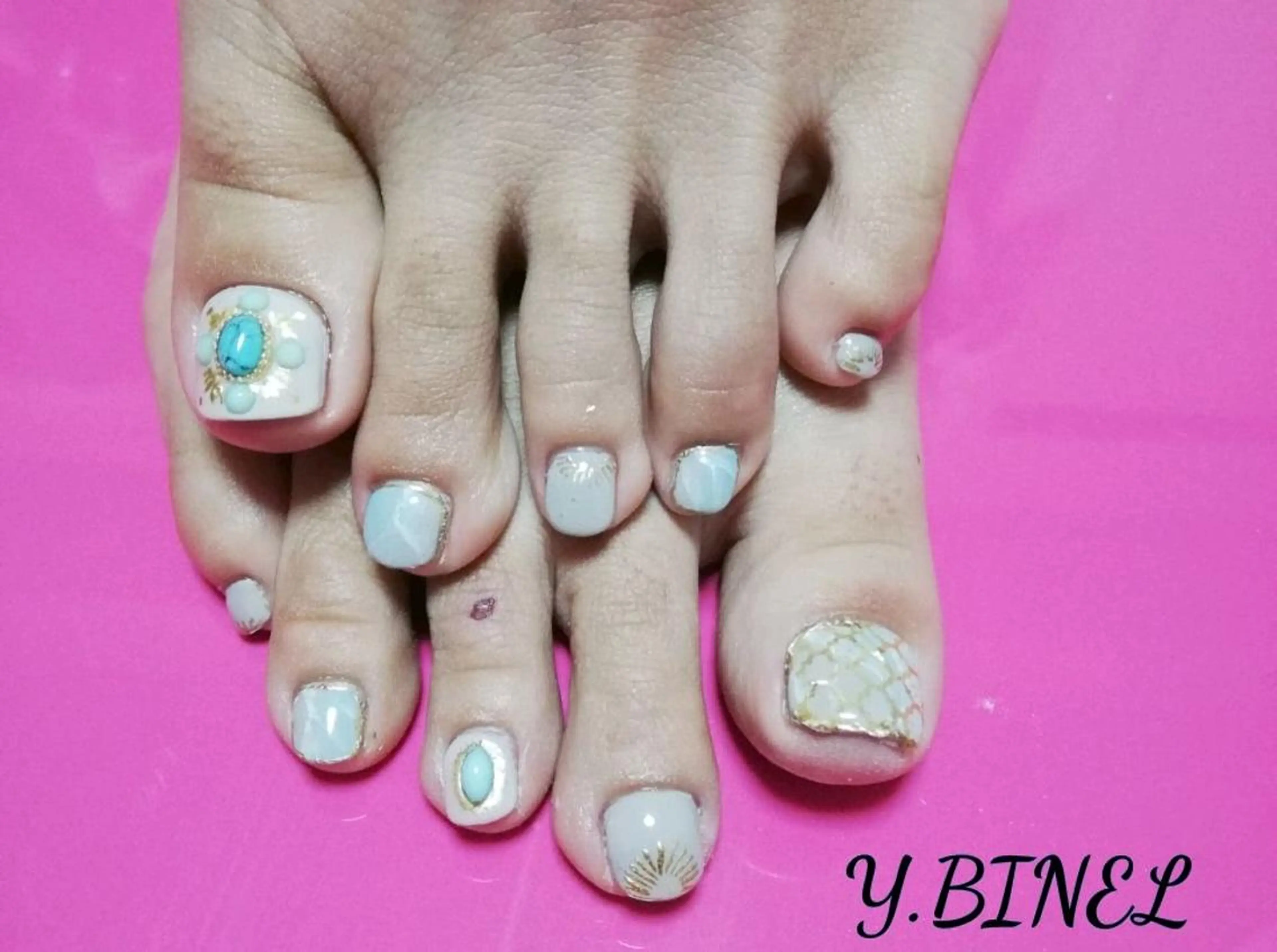ネイル アートネイル フットネイル フットネイル Nail Salon Y.BINELのネイルデザイン