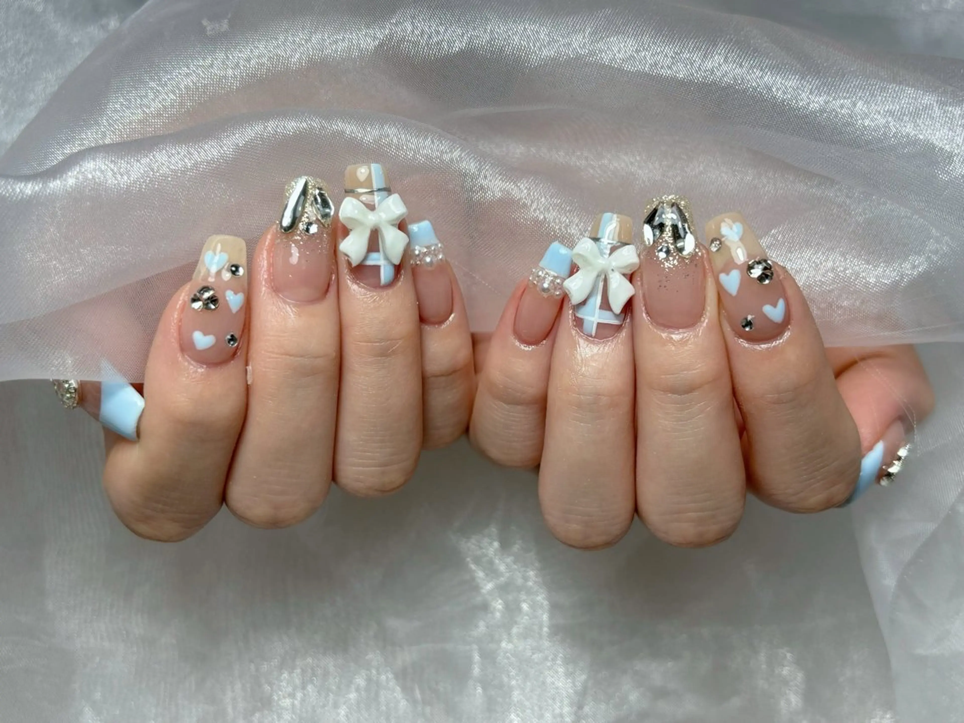 ネイル ハンドネイル 🎀Minmin Yi Yiのネイルデザイン