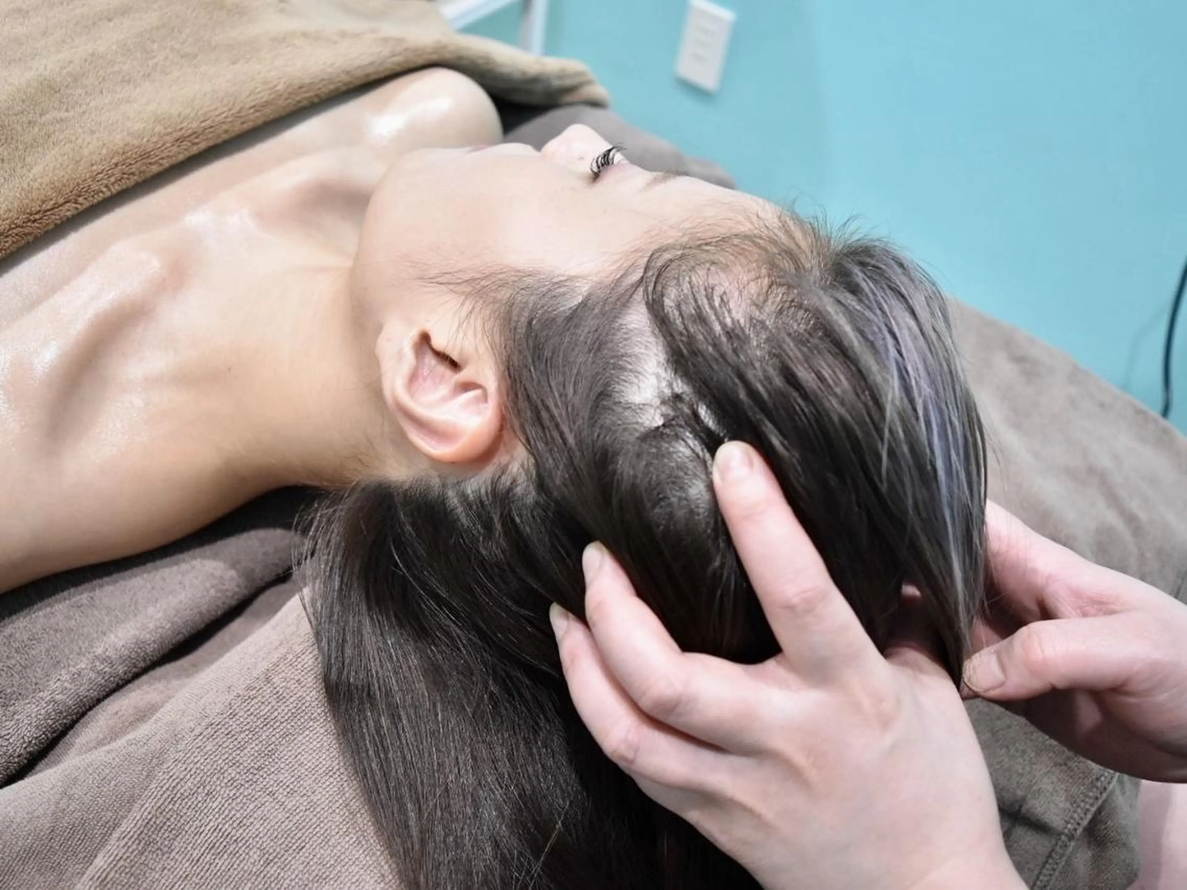 【新規】超睡眠!ヘブンリ-極ヘッドスパ/目パッチリ/むくみ,首肩コリ60分の写真