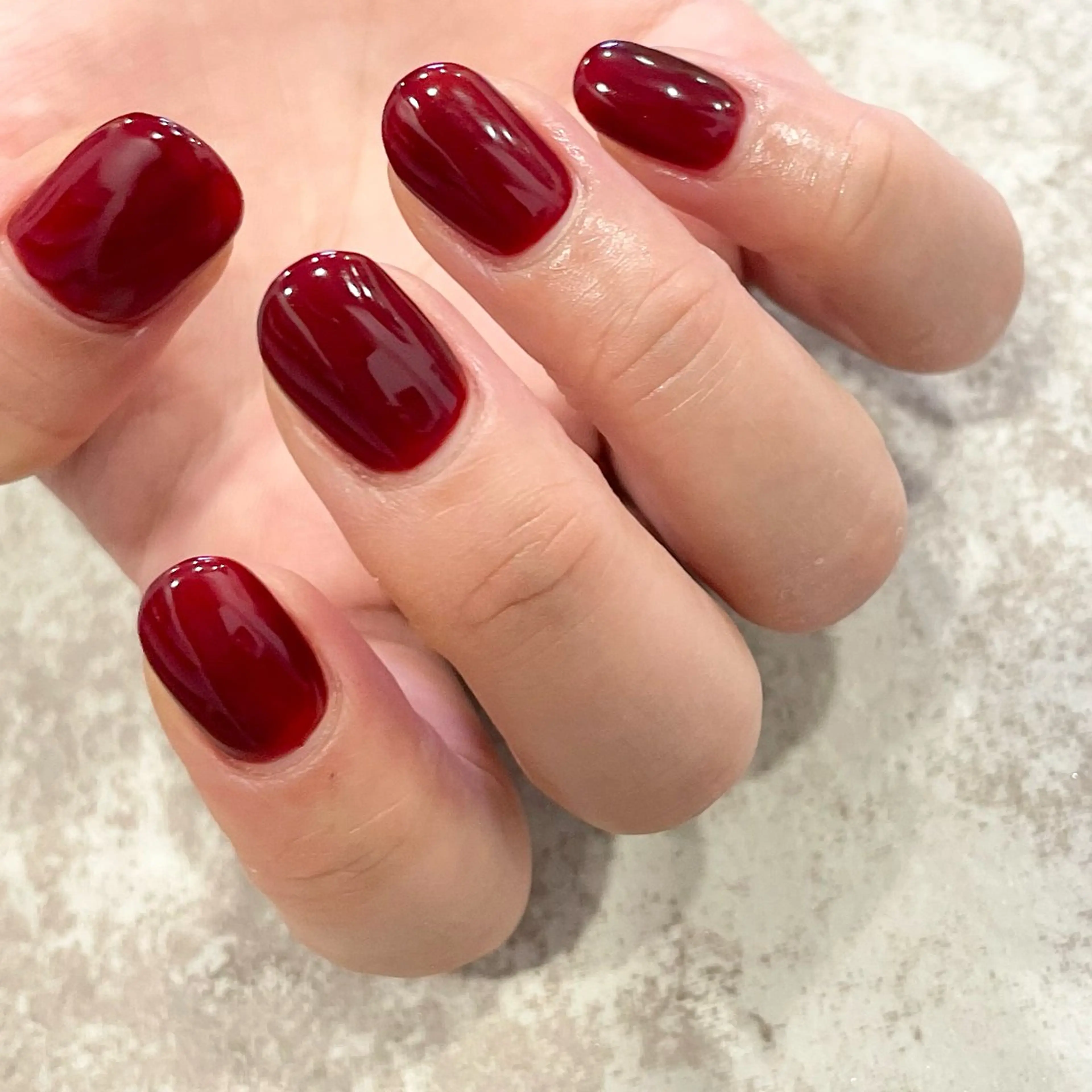 ネイル ブラウン 赤色 ハンドネイル nailsalon amity🌿池田のネイルデザイン