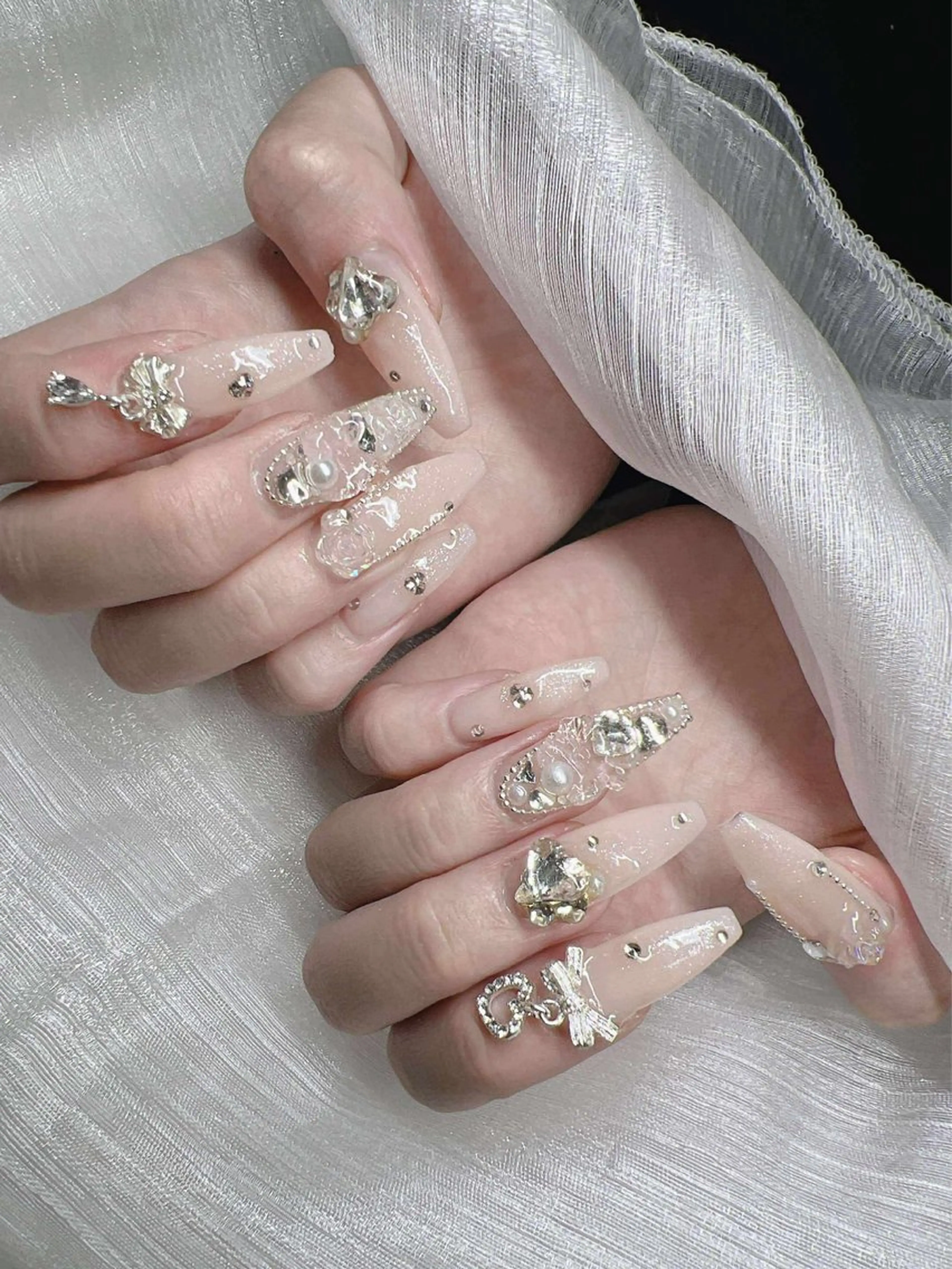 ネイル ハンドネイル Lee Nailsのネイルデザイン