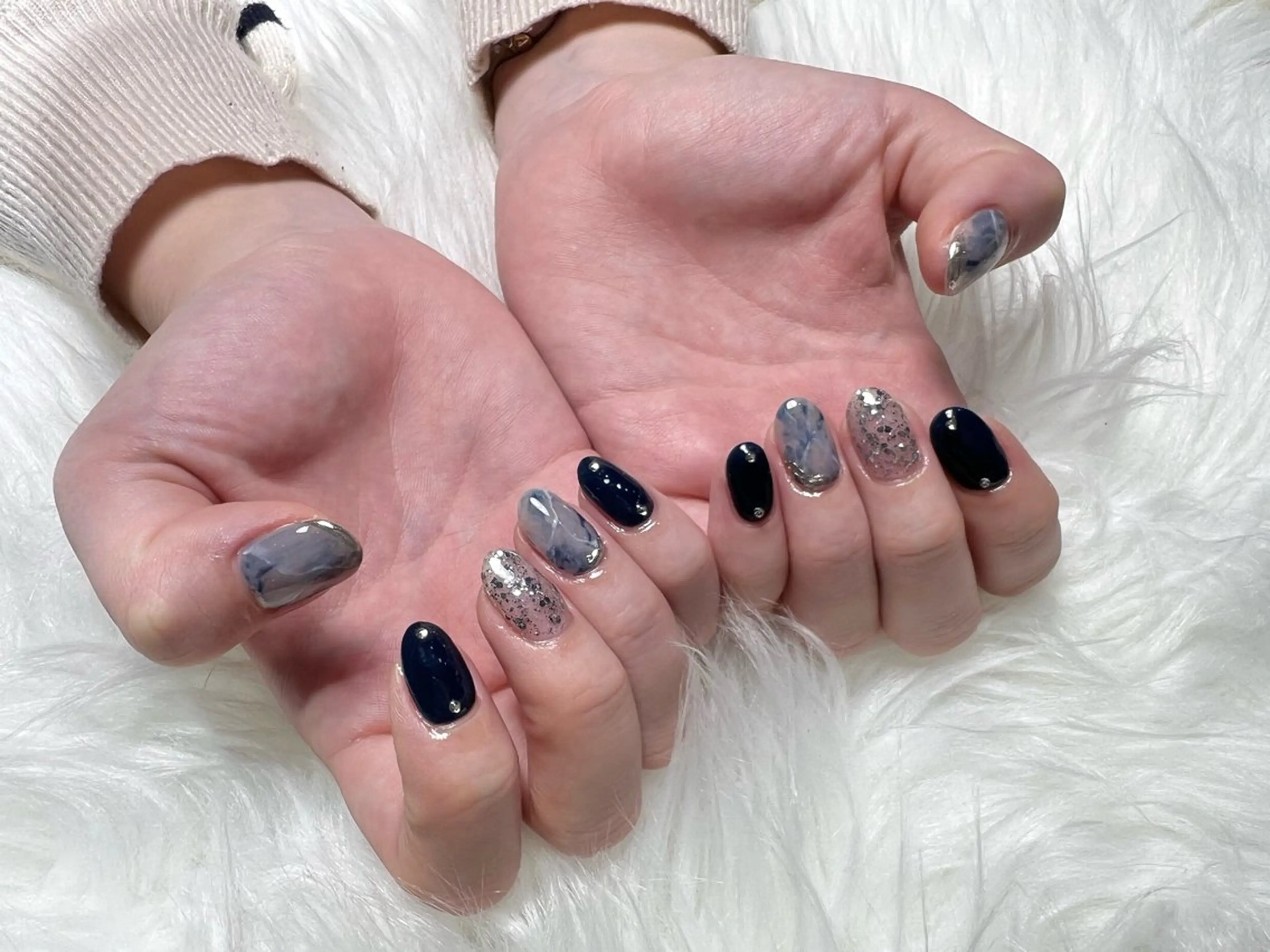 ネイル ハンドネイル Tumake🩶 Natsumi𖤐⡱のネイルデザイン