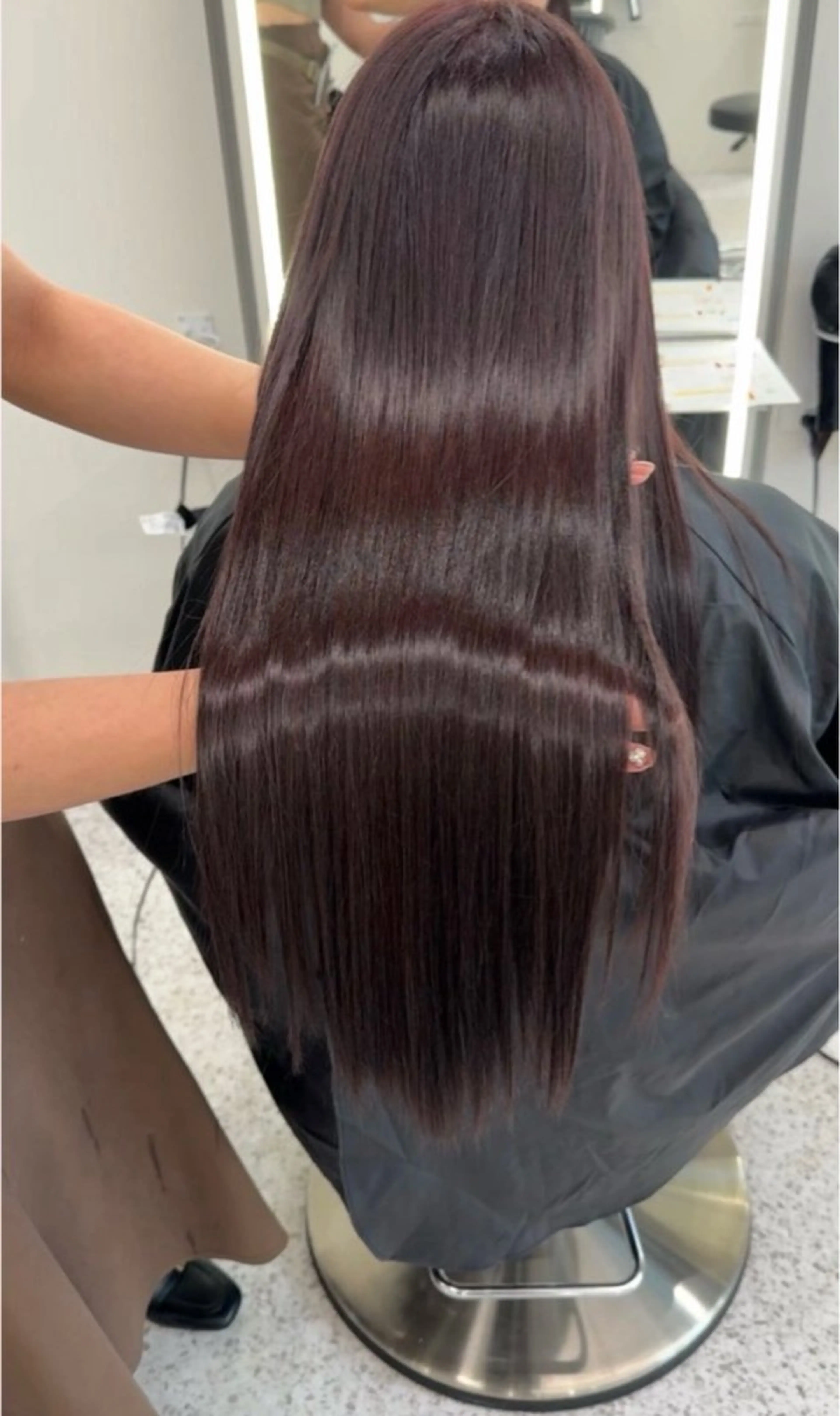 セミロング 縮毛矯正 縮毛矯正 トリートメント 中山 ちかのヘアスタイル