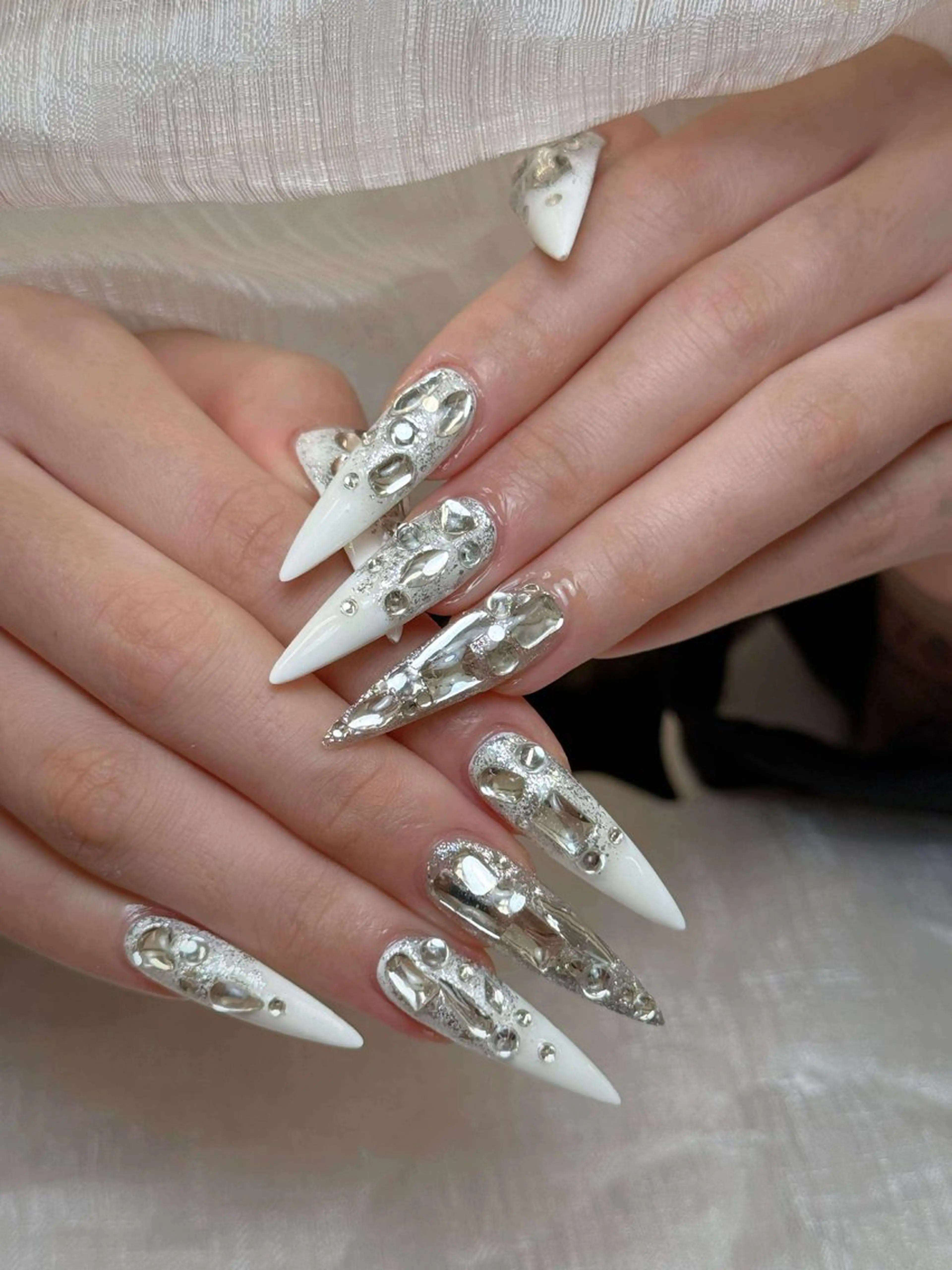 ネイル アートネイル 成人式 ジェルネイル ニュアンスネイル 夏ネイル ハンドネイル Jenn Nail Salonのネイルデザイン