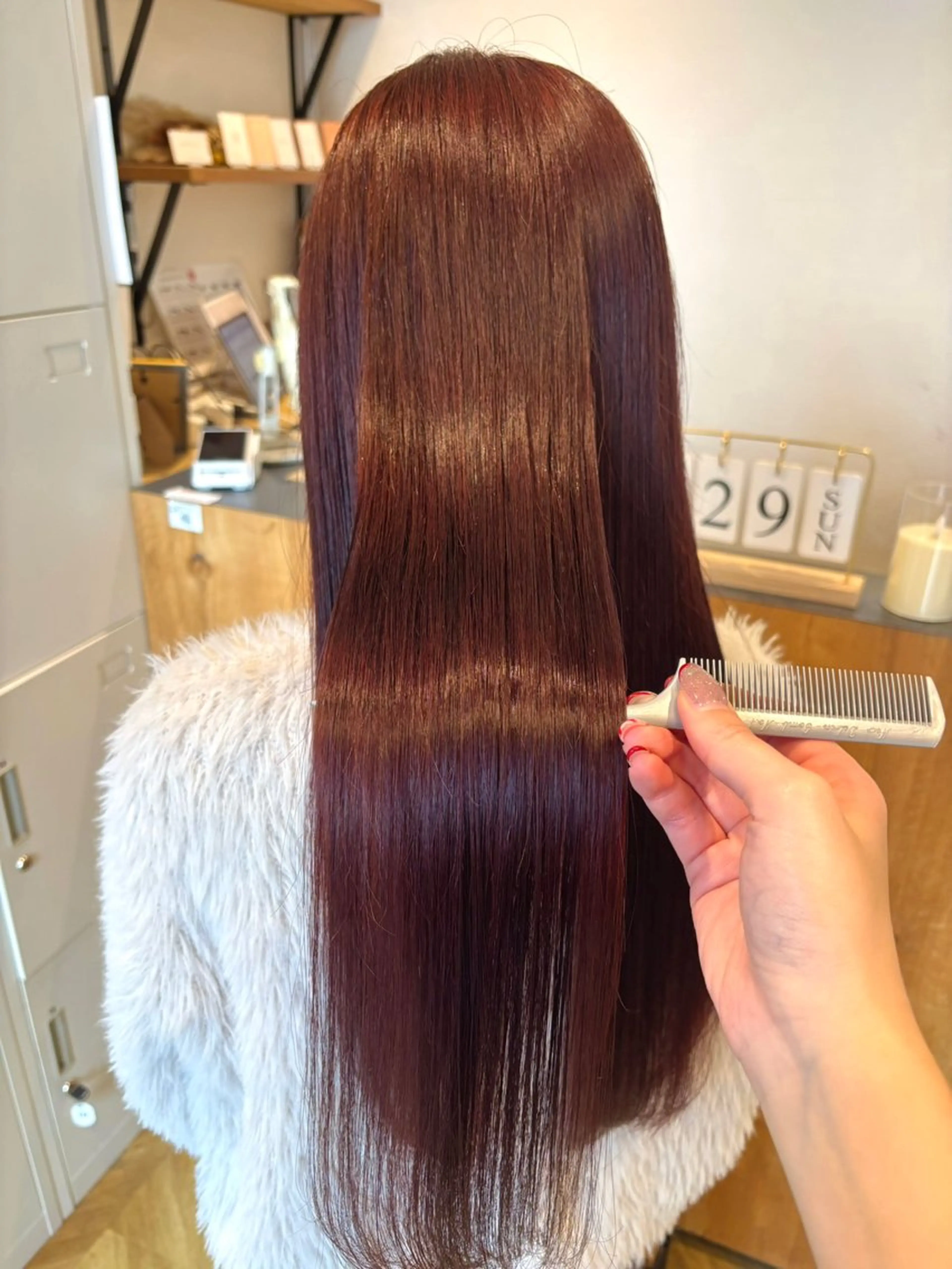 ロング カラー ブリーチ ブラウンカラー ブリーチなしカラー レッドカラー レッドブラウン ヘアカラー .sirohair momoka🫧のヘアスタイル