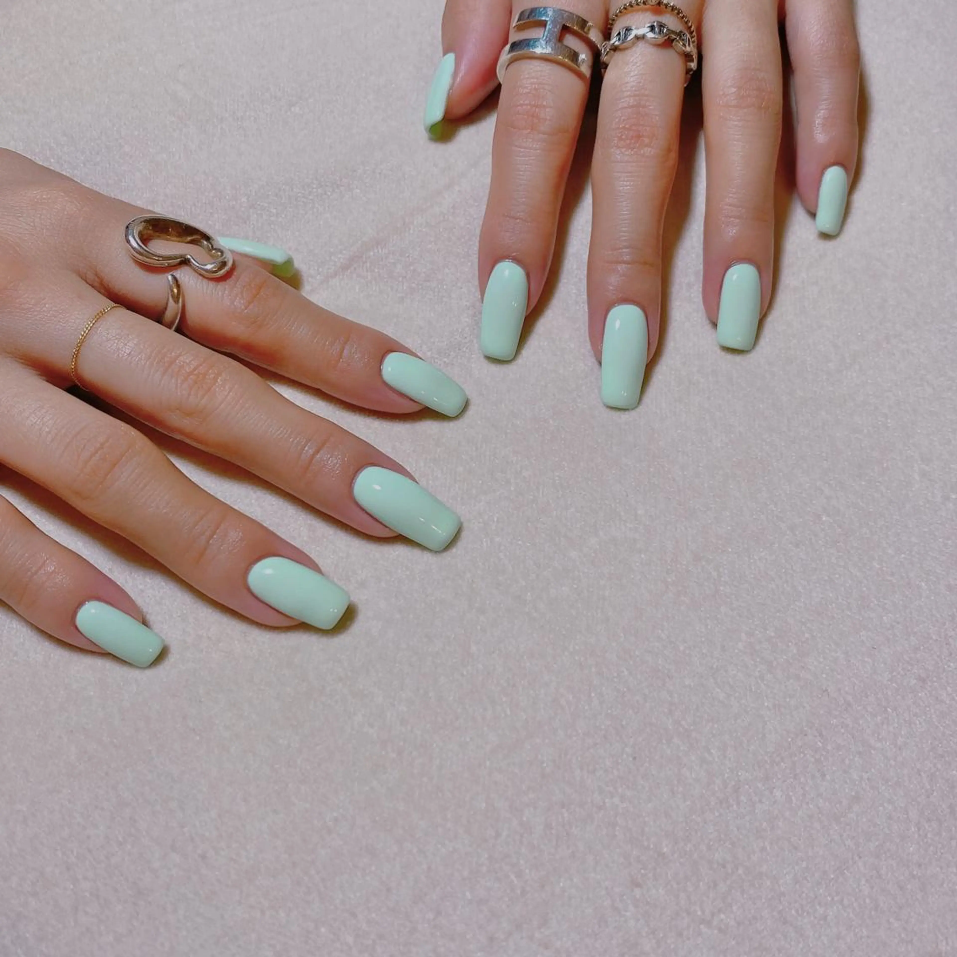 Hand Gel　ワンカラーのみ　 ¥6,700→¥6,400の写真