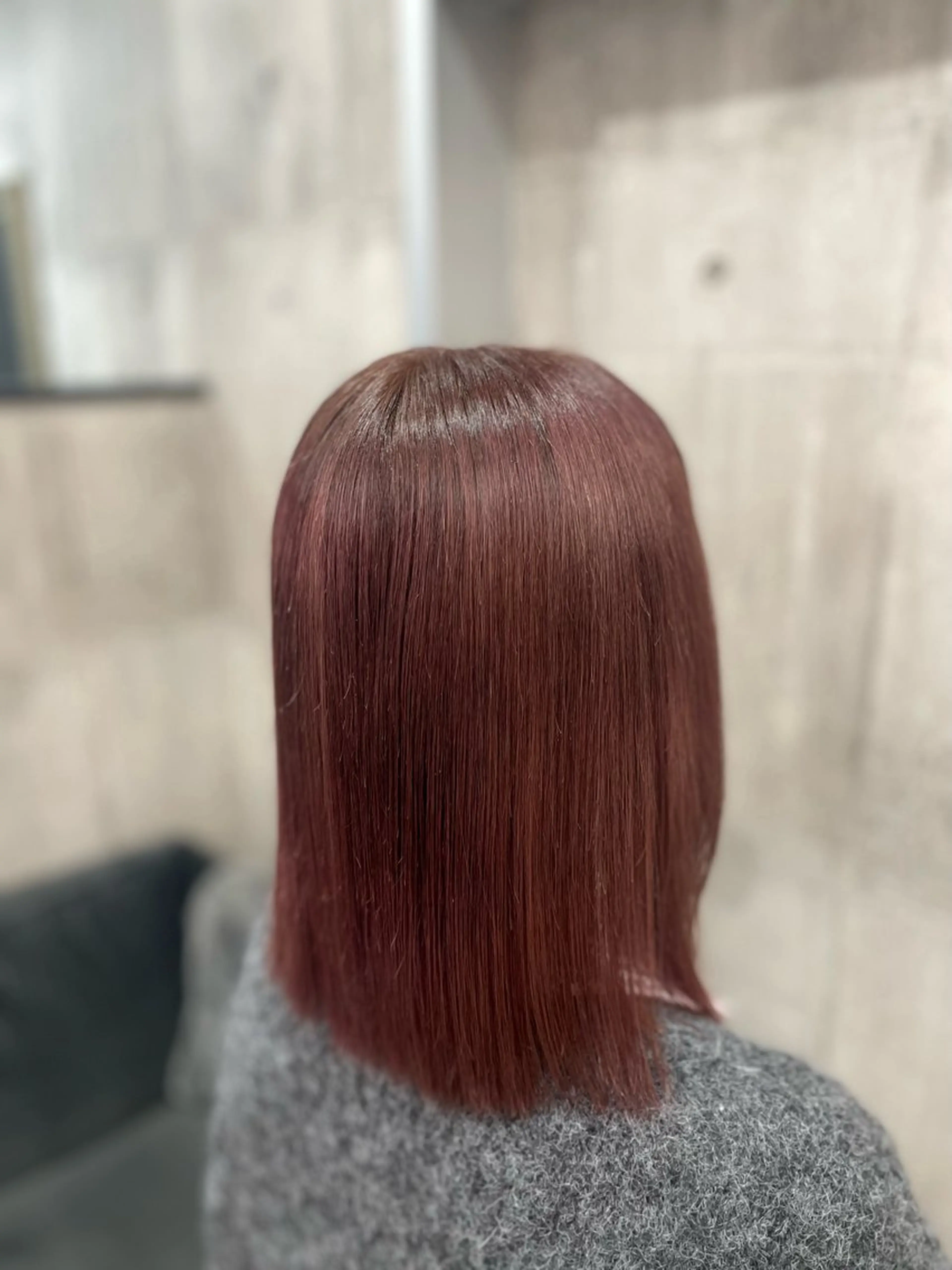 ミディアム カラー 切りっぱなしボブ ベージュカラー ブリーチ ブラウンカラー ピンクカラー カット ヘアカラー トリートメント crystal船橋 /艶カラー/HONOのヘアスタイル