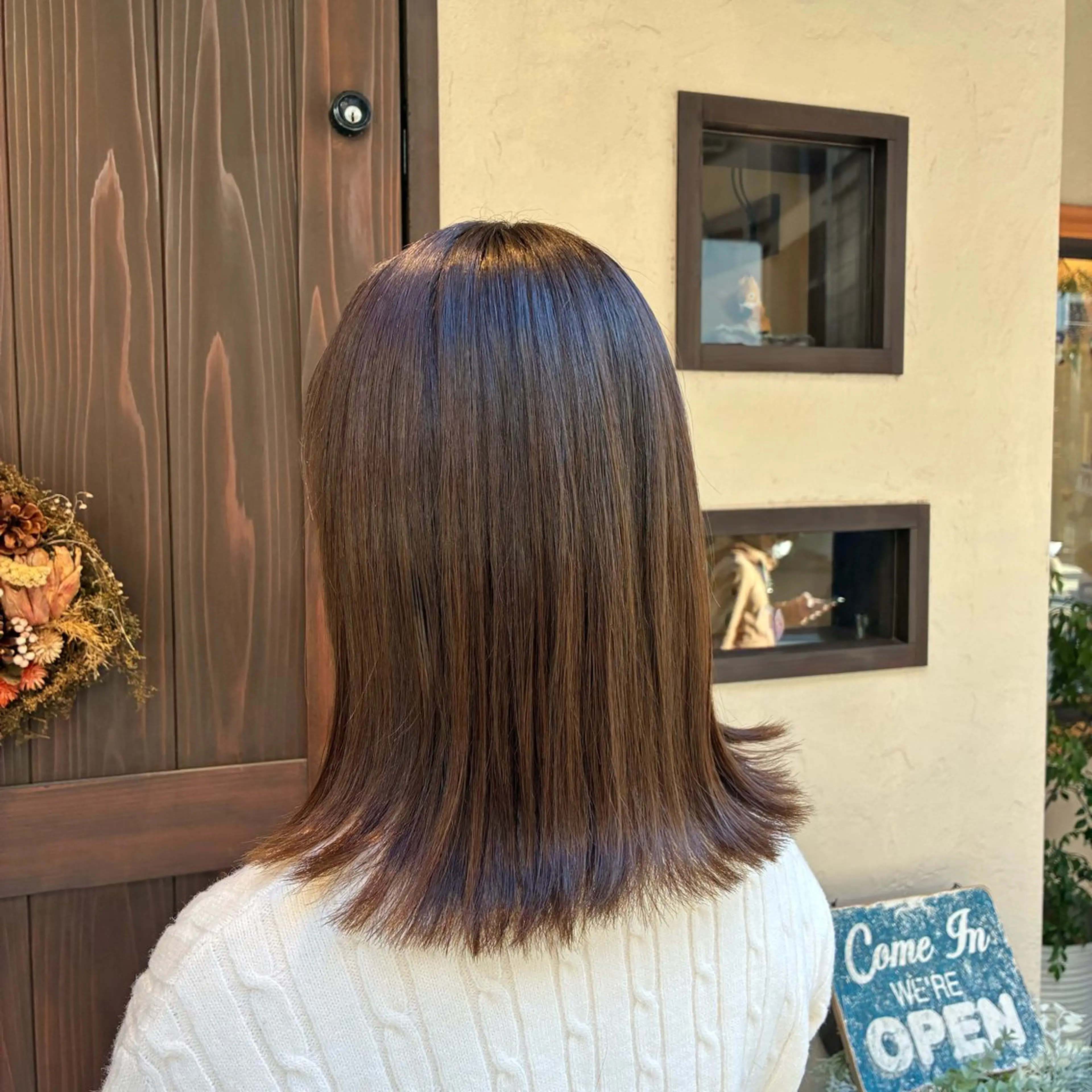 ミディアム 若林 美帆のヘアスタイル
