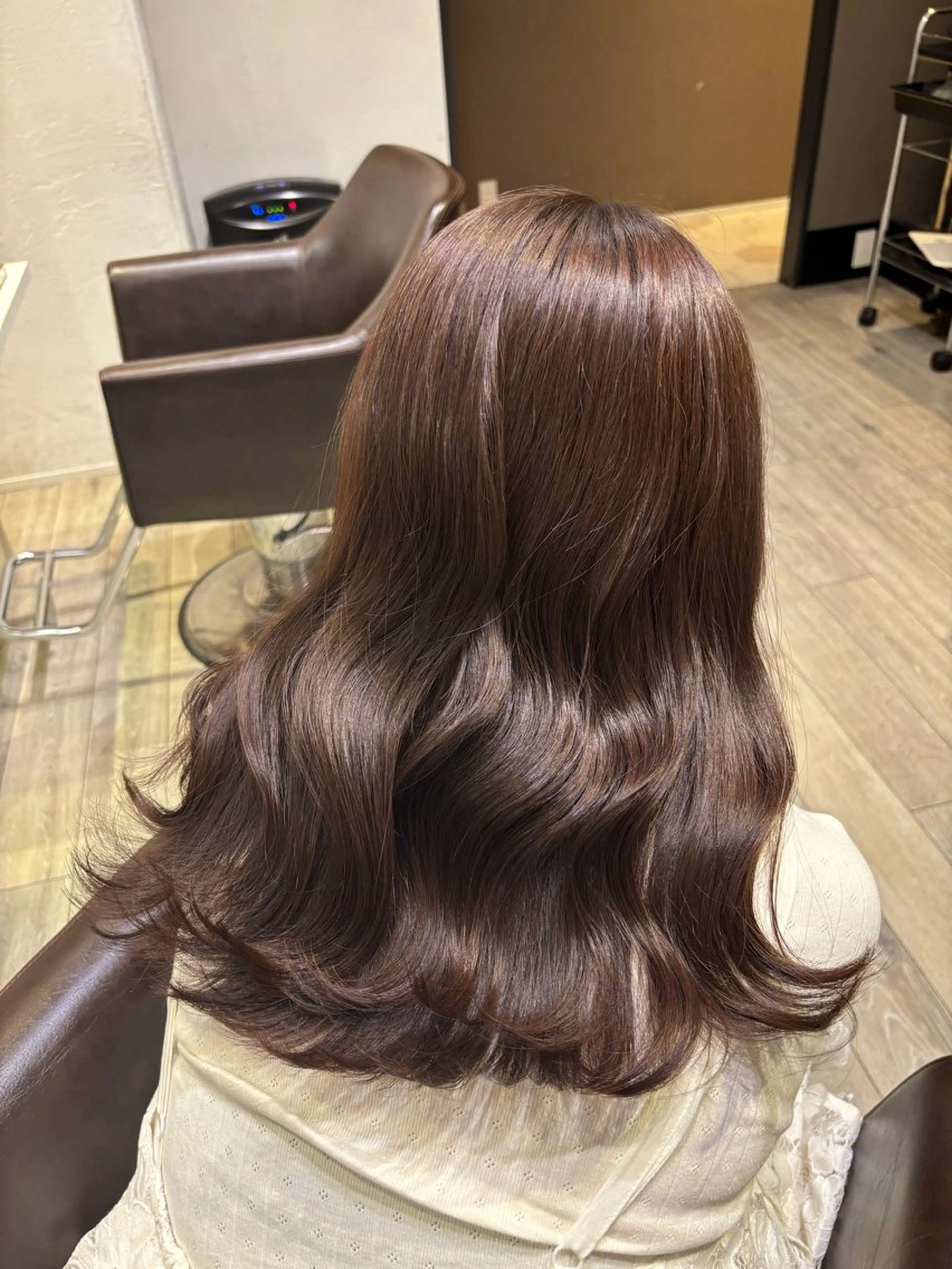 セミロング カラー ヘアカラー トリートメント 段野吾颯 ／ベージュカラーのヘアスタイル