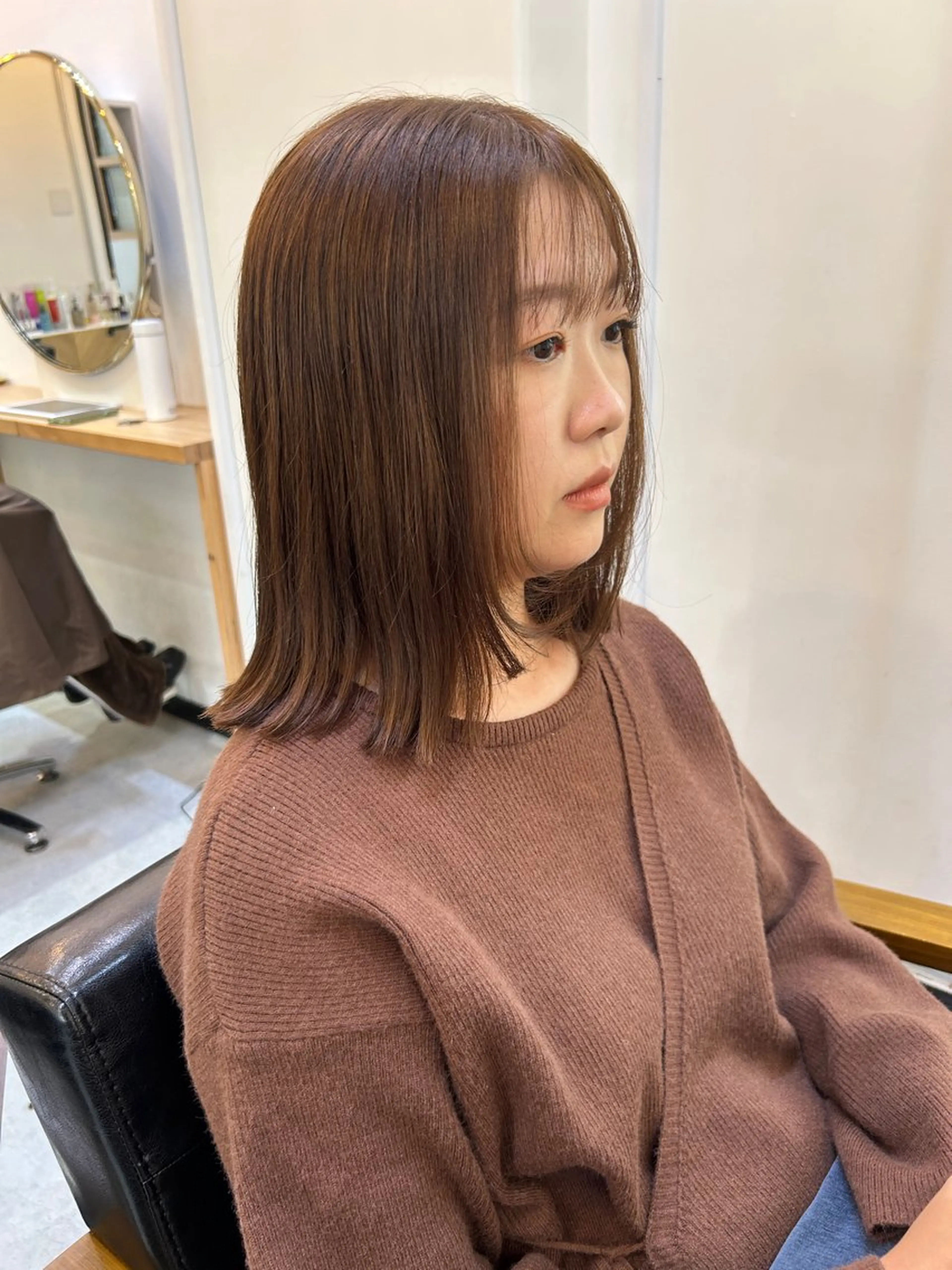 ミディアム カット CARICIA 白木 由里加/新栄のヘアスタイル