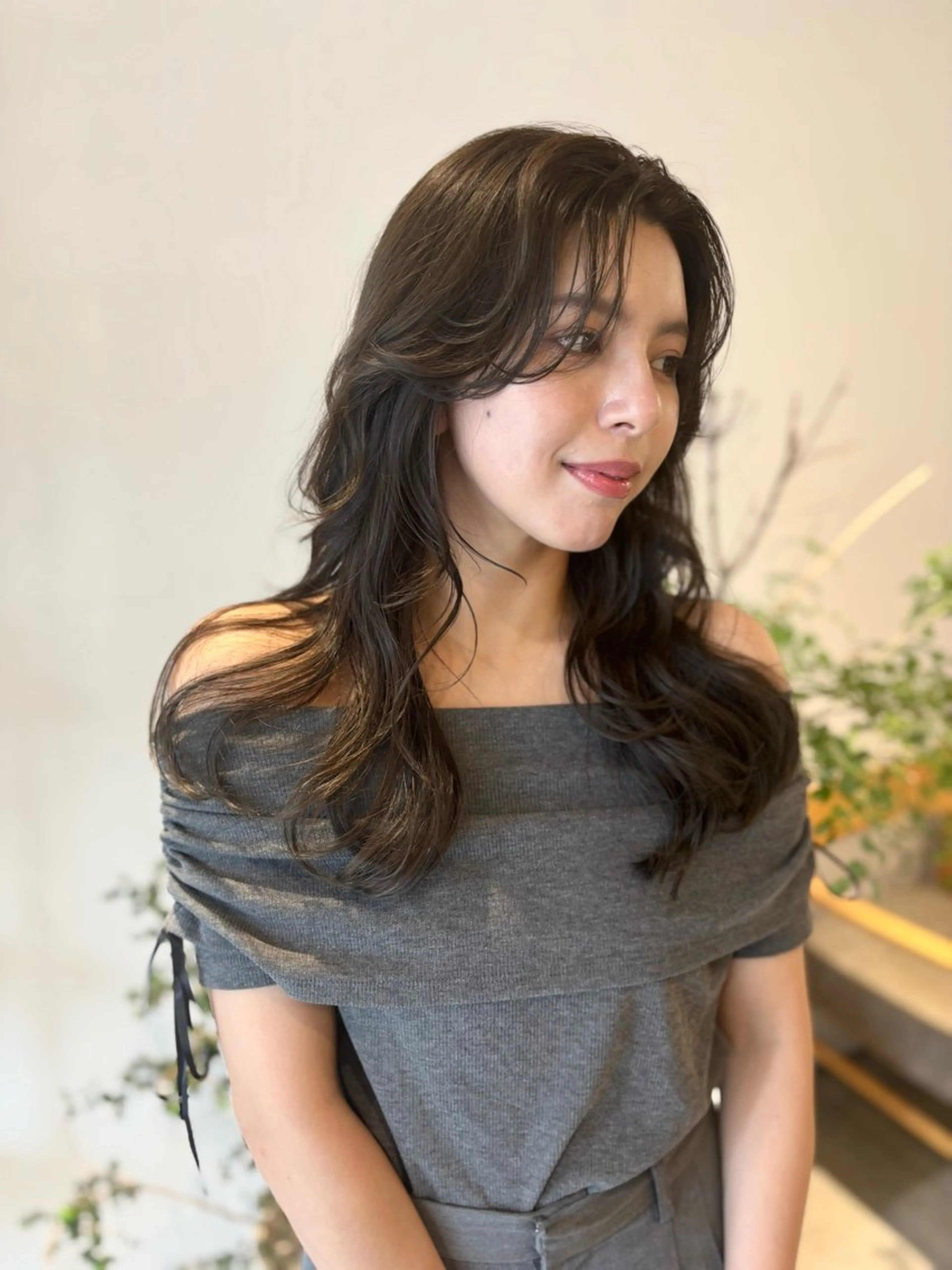 セミロング カラー ベージュカラー オリーブベージュ カット ヘアカラー 透明感カラー/ レイヤーkotonoのヘアスタイル