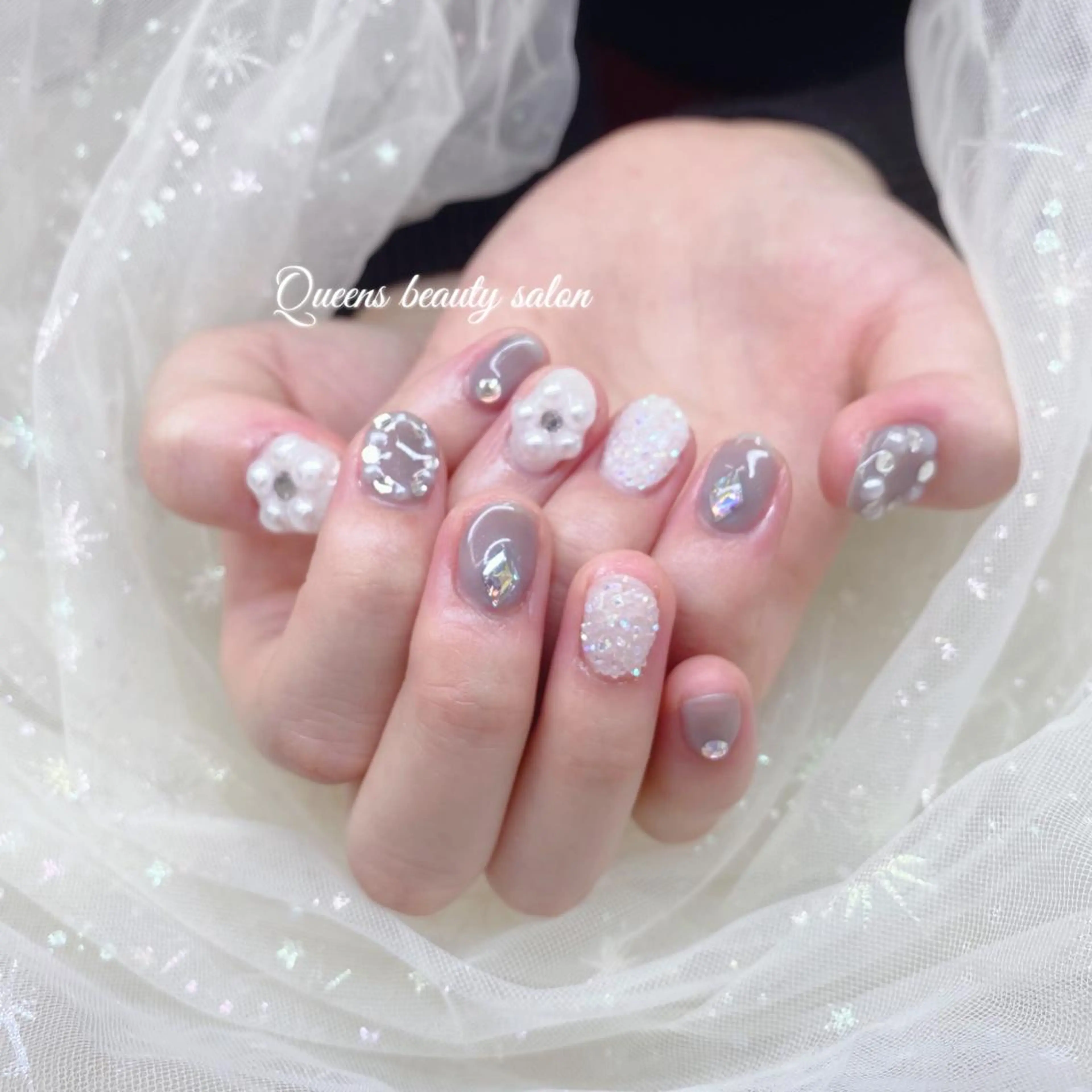 ネイル ハンドネイル Queens ciciのネイルデザイン
