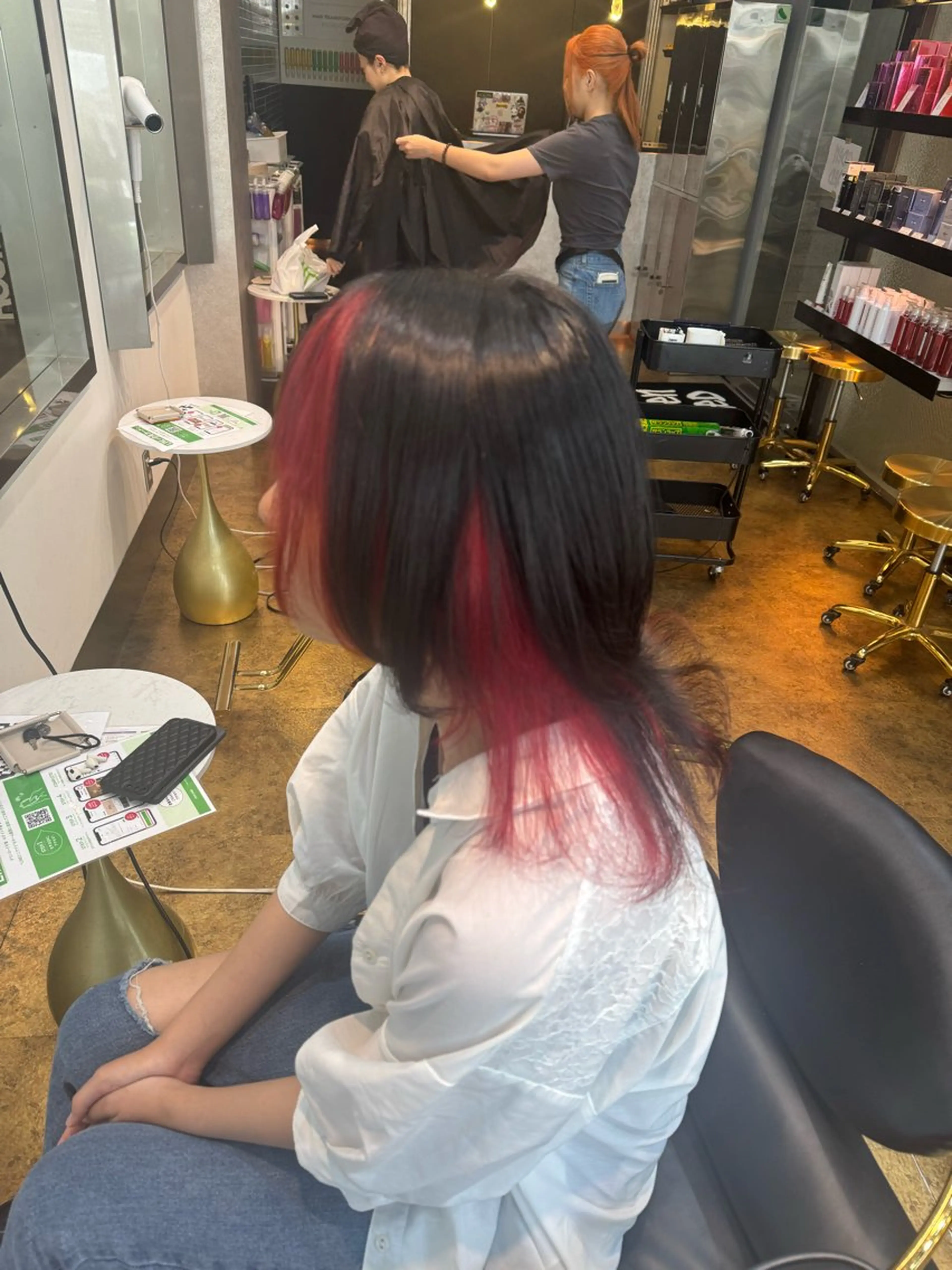 ミディアム Yurina ブリーチ特化のヘアスタイル