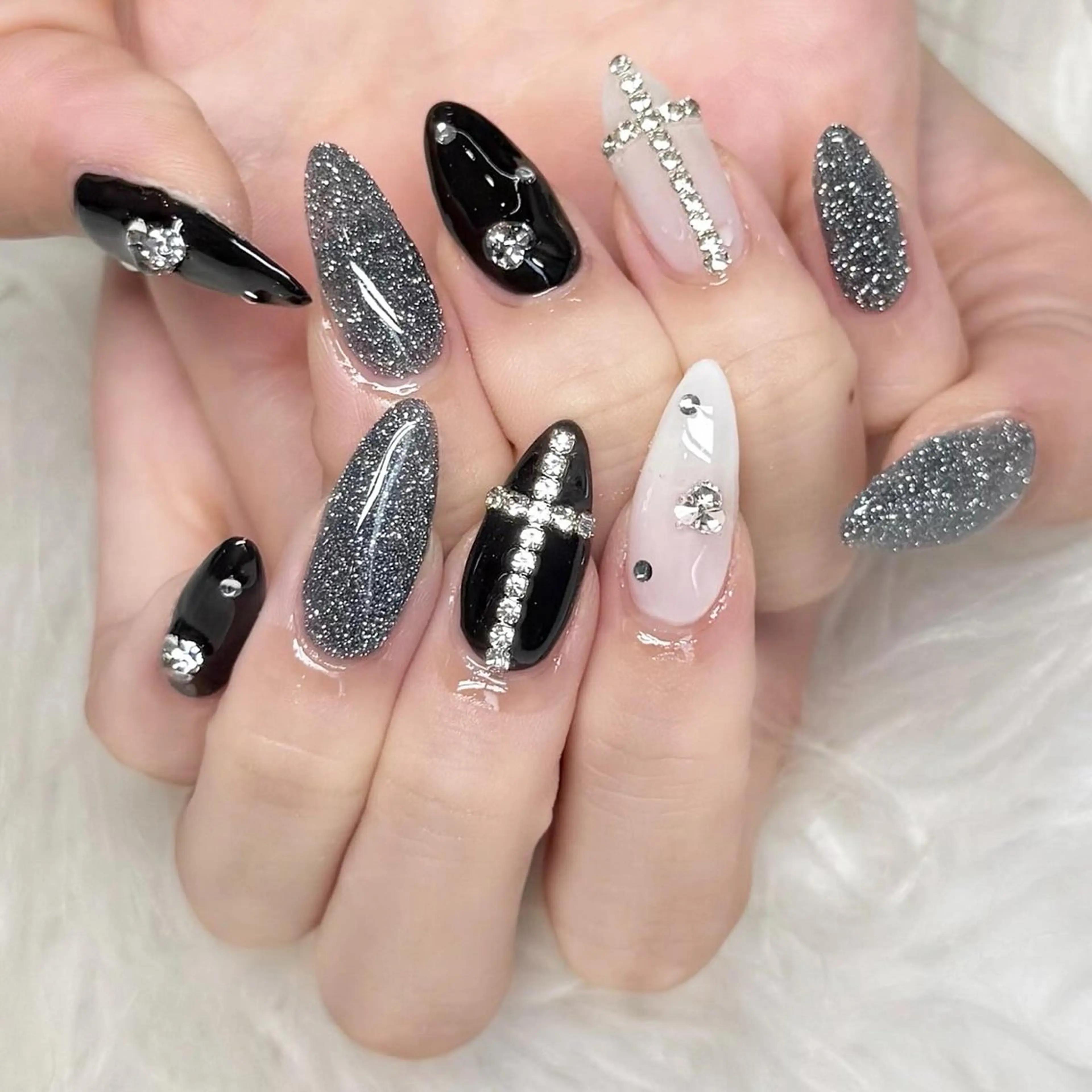 ネイル beauty studio M.O.D shibuya所属・🍁nail. kaede🍁のネイルデザイン