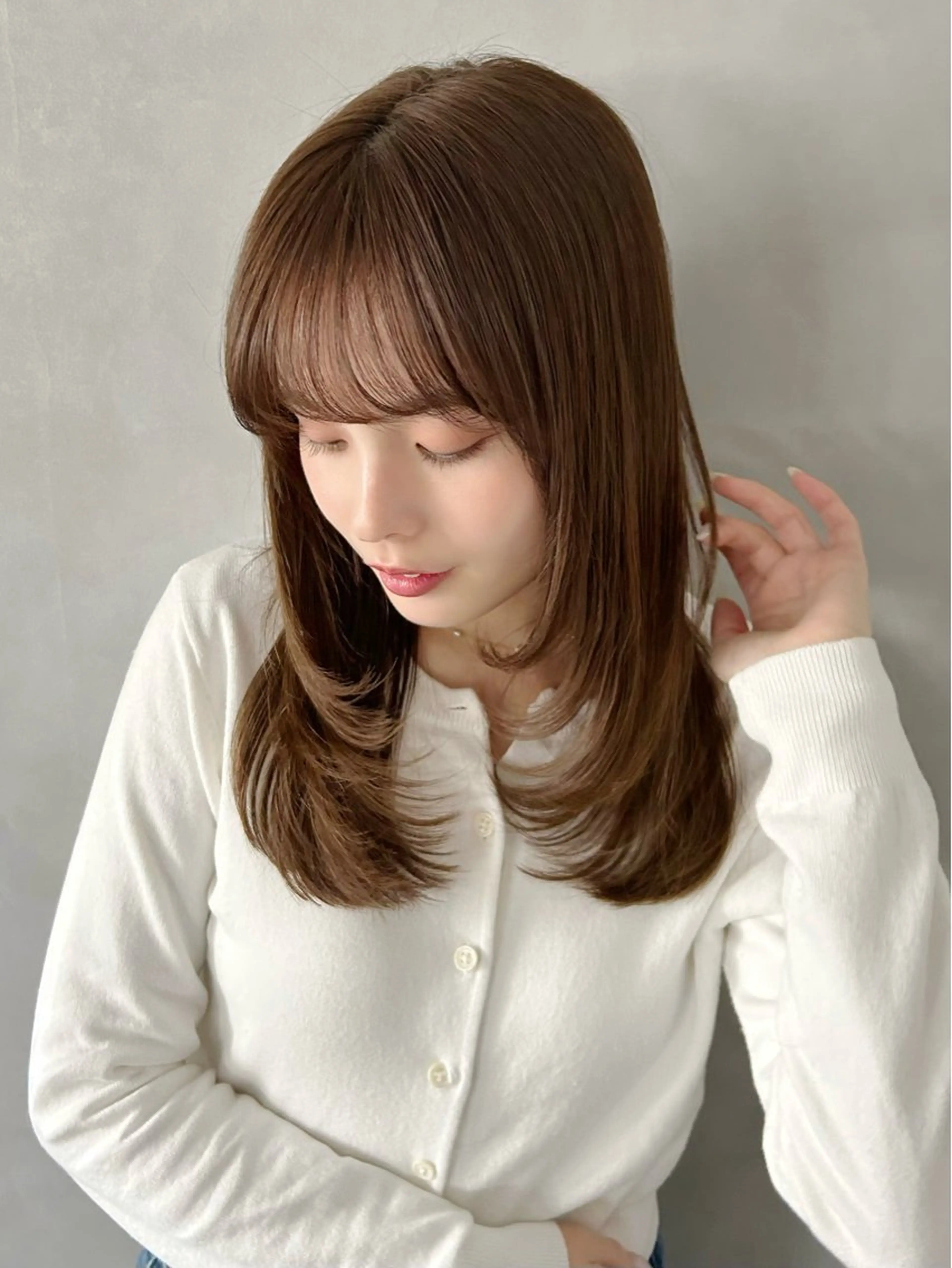 ミディアム カラー ミディアムレイヤー レイヤーカット カット ヘアカラー トリートメント 池袋/レイヤー/ 顔まわり/taigaのヘアスタイル