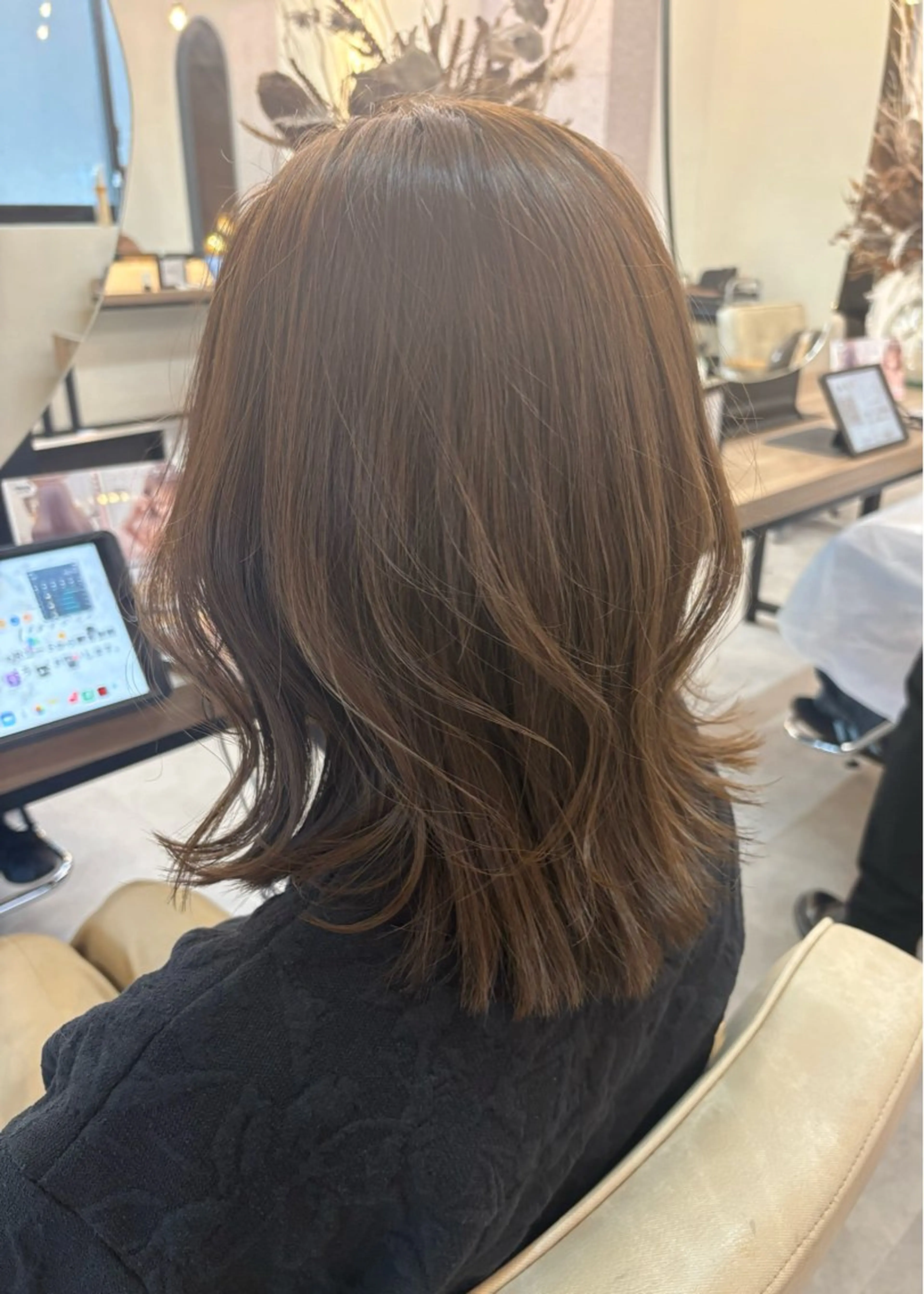ミディアム カット ヘアカラー トリートメント 🫧髪質改善/暖色 /くびれミディ🫧のヘアスタイル