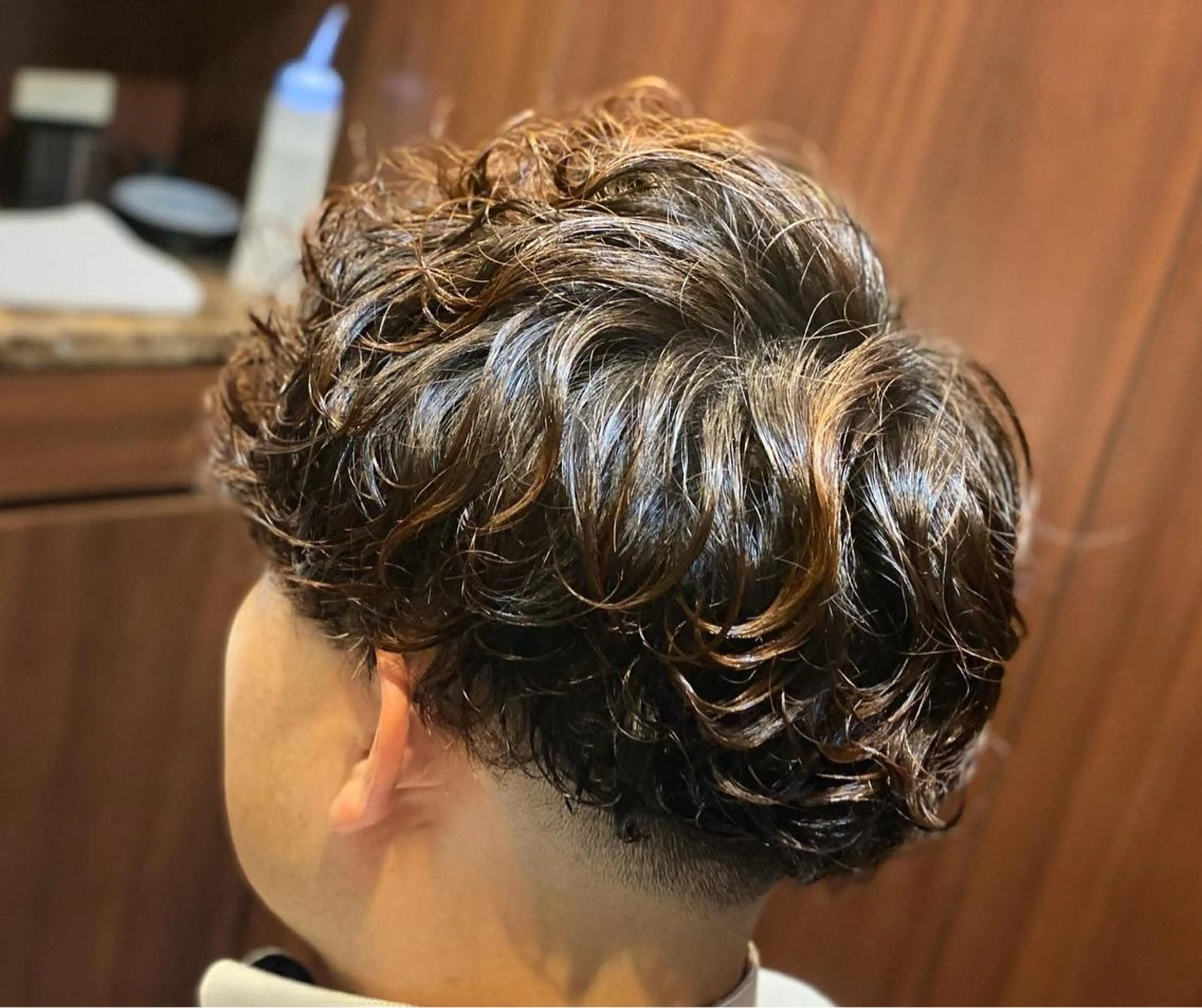 ショート パーマ メンズ 渡邉 真生のヘアスタイル