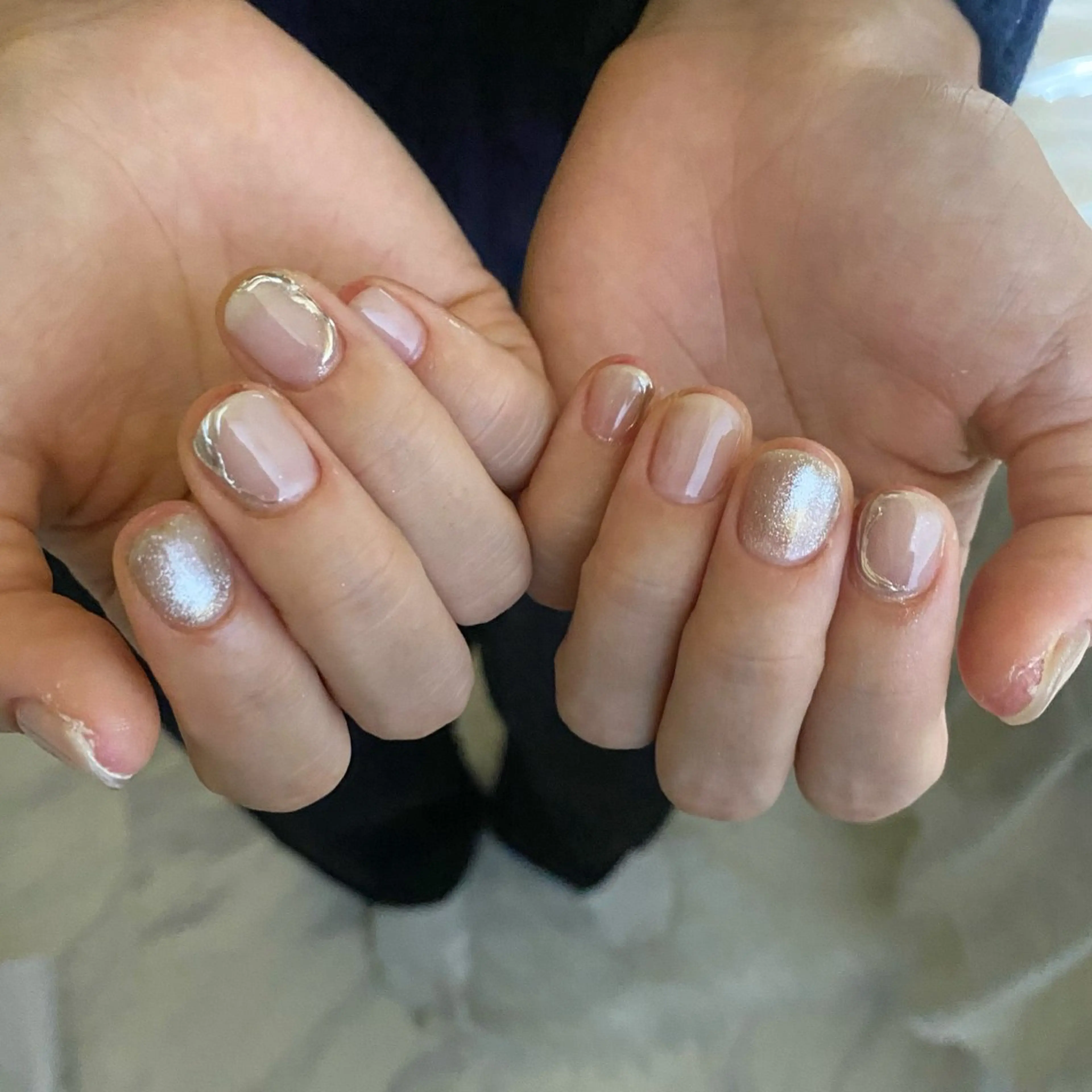 ネイル マグネットネイル ニュアンスネイル オフィスネイル シンプルネイル ハンドネイル 肌管理&nail Salon  Duxのエステ・リラクイメージ