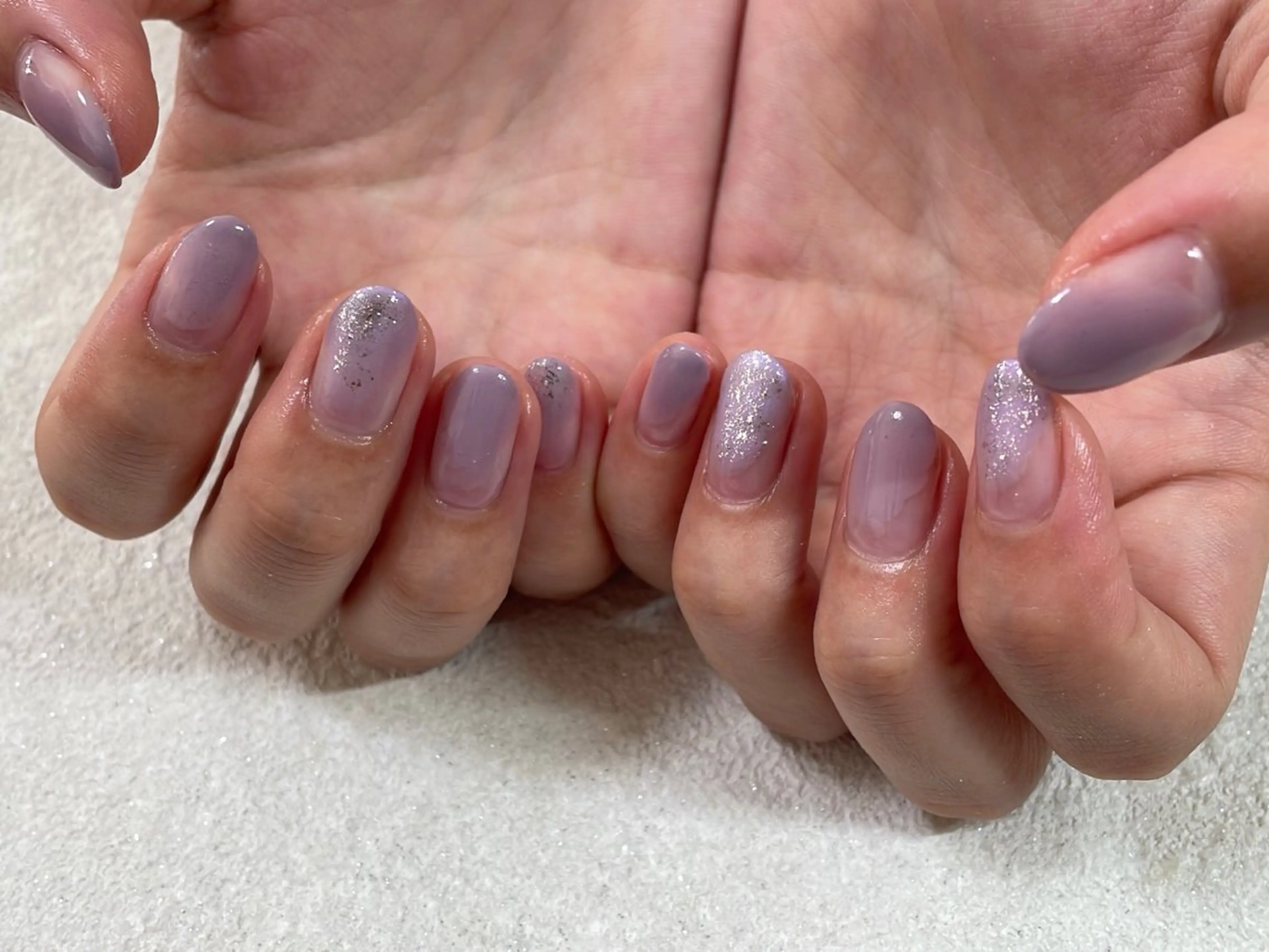 ネイル オーロラネイル フットネイル フレンチネイル ジェルネイル 韓国ネイル ハンドネイル kiki nail &brow二子玉川の眉毛・アイブロウイメージ