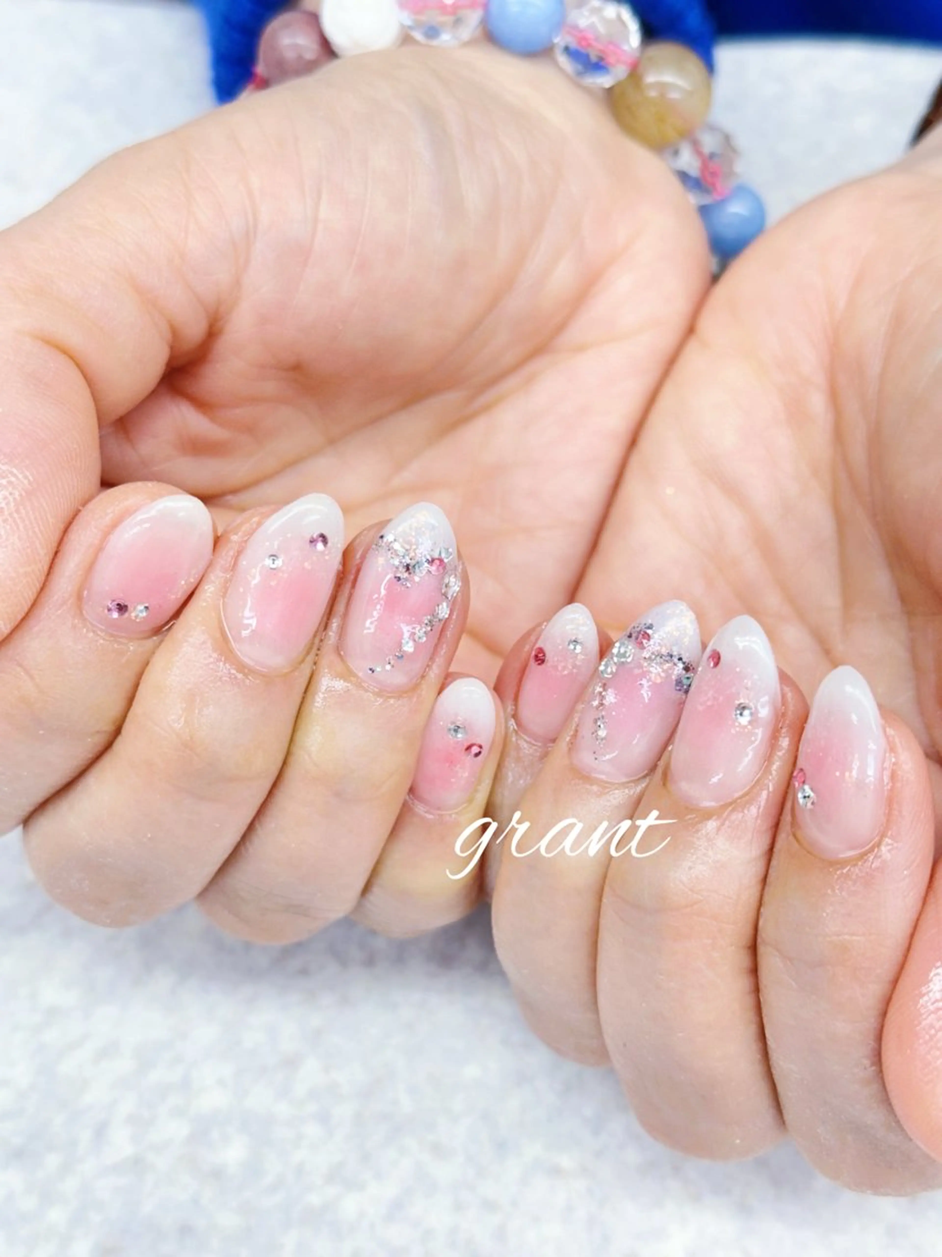 ネイル チークネイル グラデーション バレンタイン 冬ネイル ハンドネイル nailsalon grantのネイルデザイン